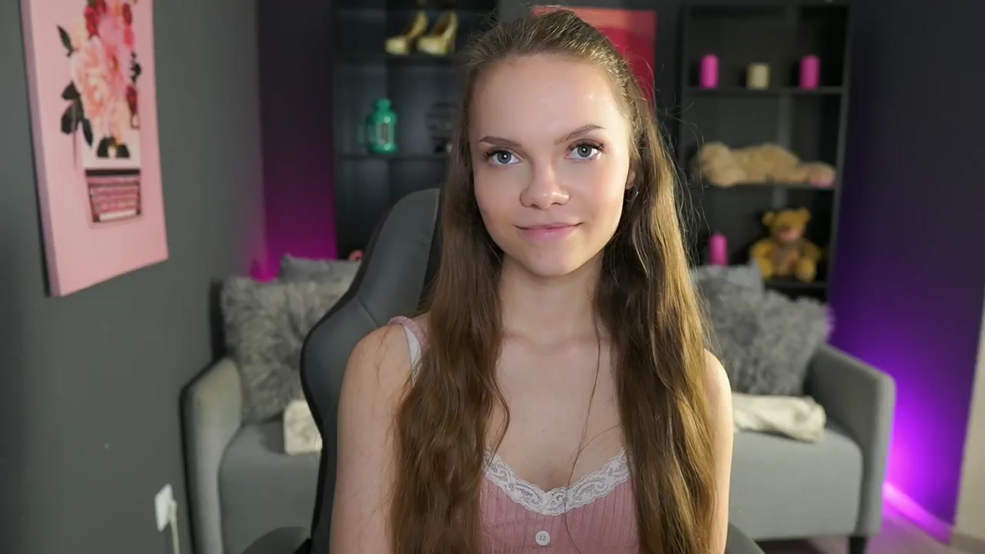 Gallery image thumbnail from Natasha_Malk's myfreecams stream on, 05/12/2024, 13:36 image 7 of 20