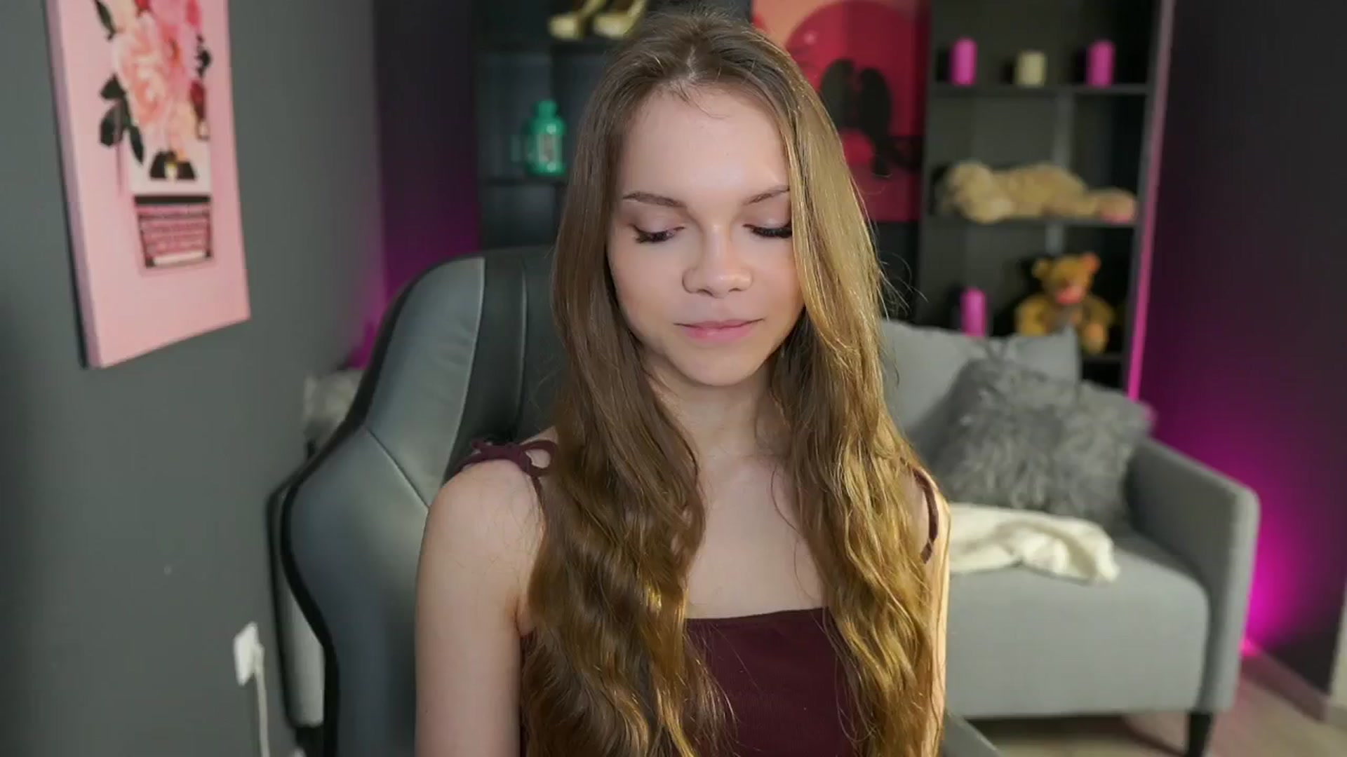 Gallery image thumbnail from Natasha_Malk's myfreecams stream on, 05/16/2024, 09:08 image 7 of 20