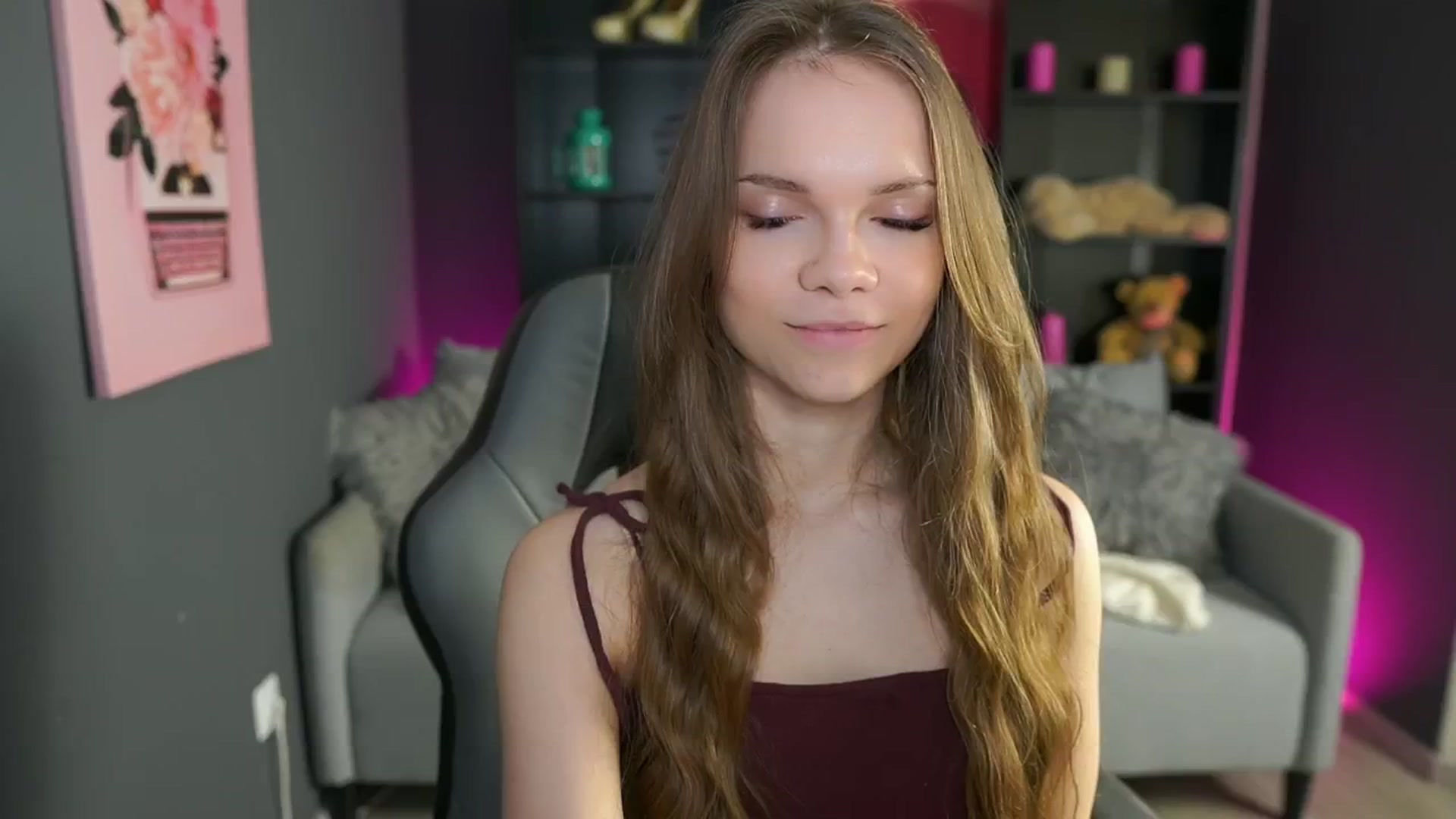 Gallery image thumbnail from Natasha_Malk's myfreecams stream on, 05/16/2024, 09:08 image 16 of 20