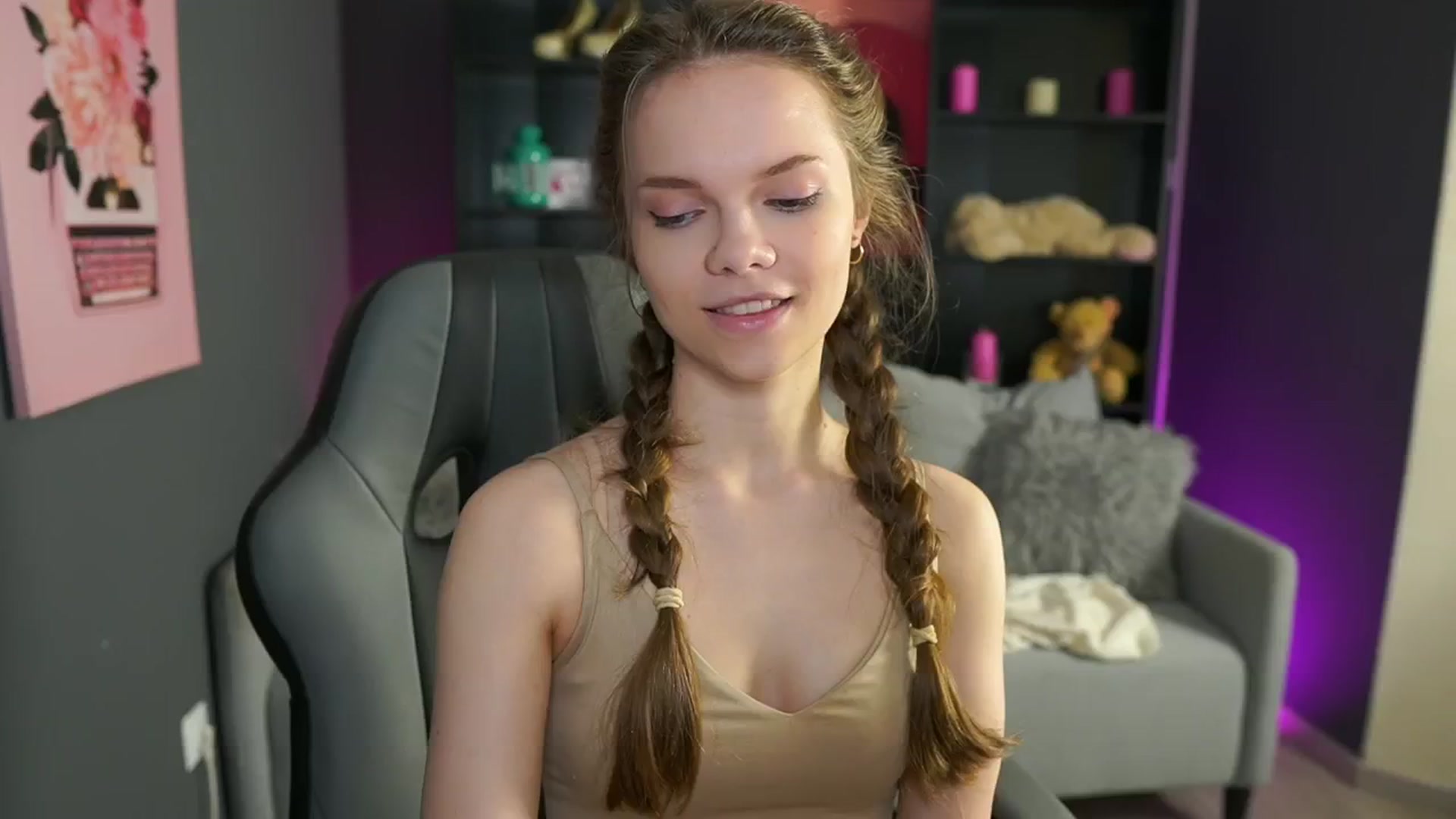 Gallery image thumbnail from Natasha_Malk's myfreecams stream on, 05/25/2024, 11:49 image 3 of 20