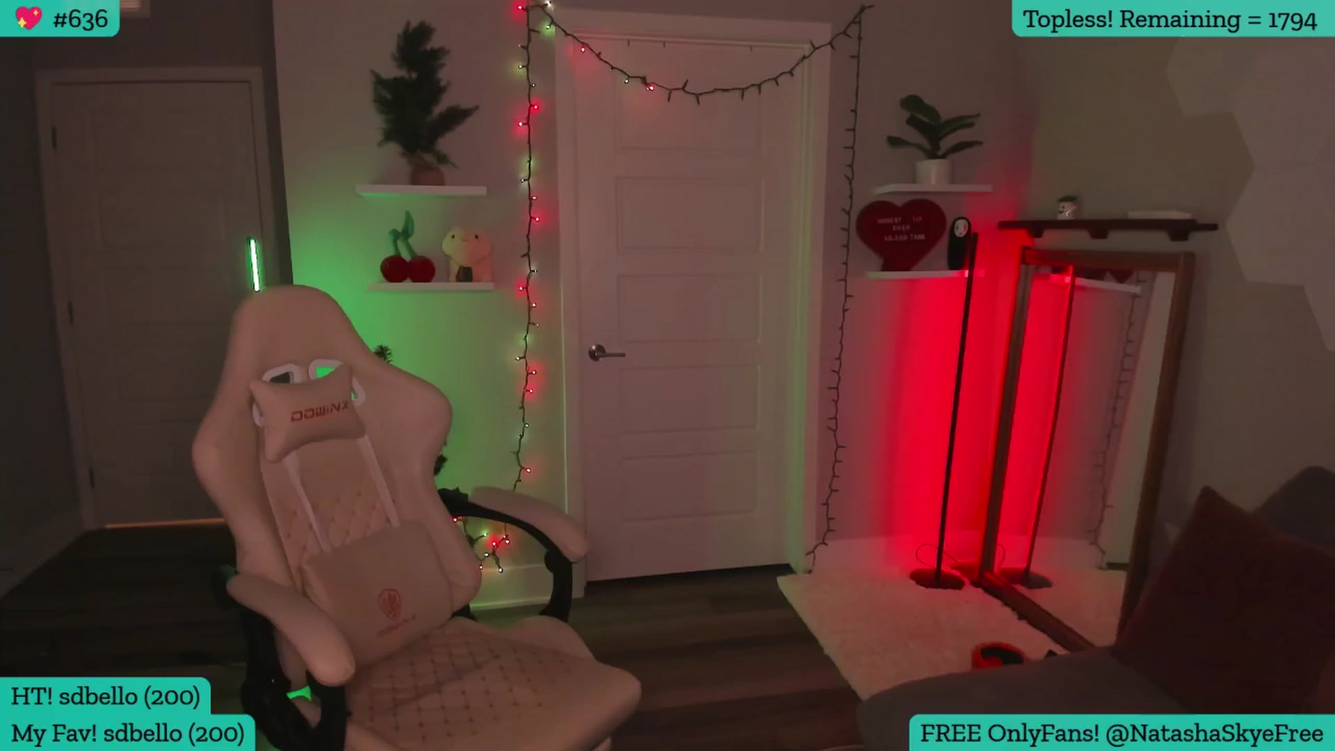 Gallery image thumbnail from Natashaskye's myfreecams stream on, 12/12/2025, 02:33 image 13 of 20