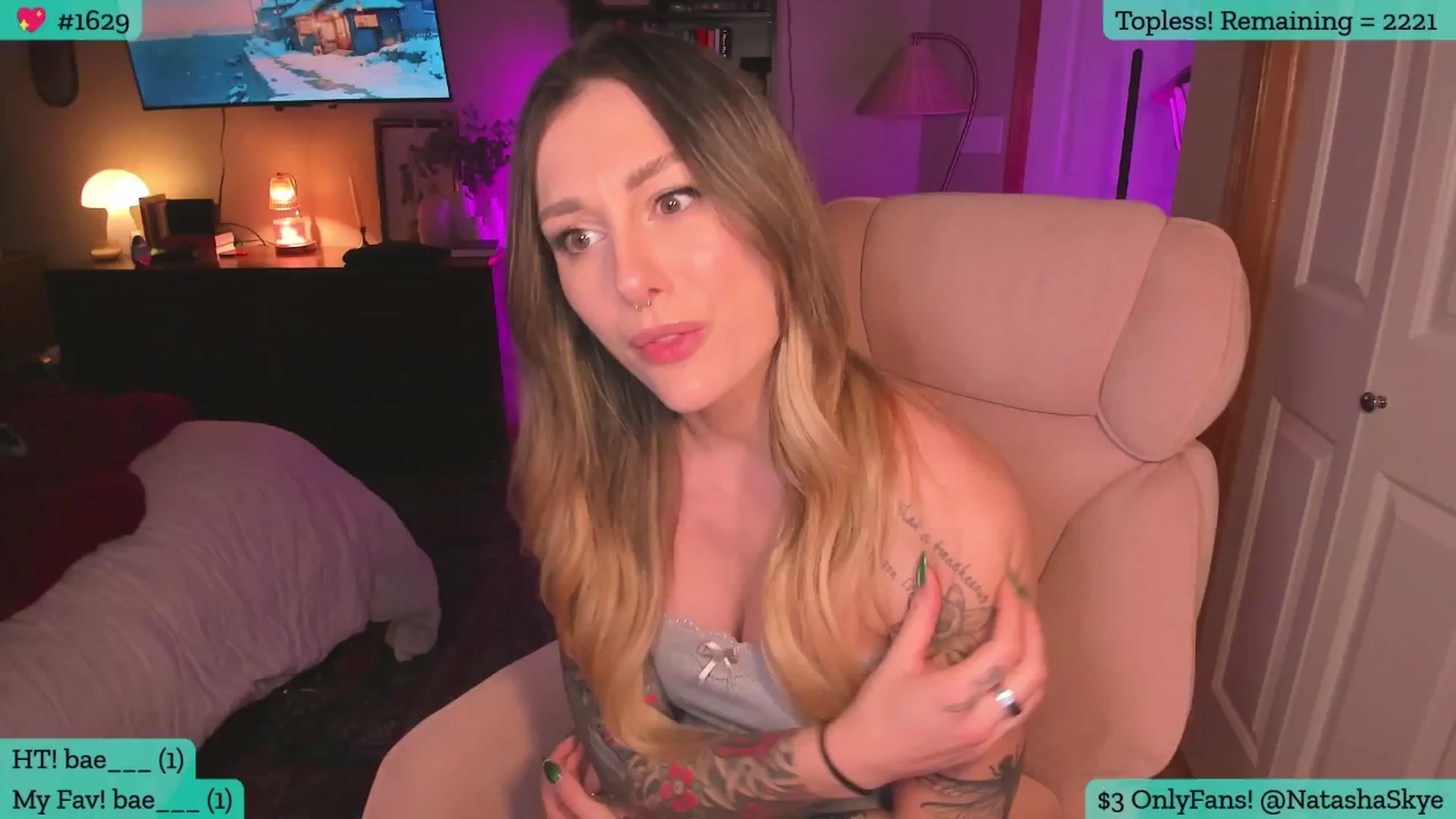 Gallery image thumbnail from Natashaskye's myfreecams stream on, 04/10/2026, 02:14 image 1 of 20