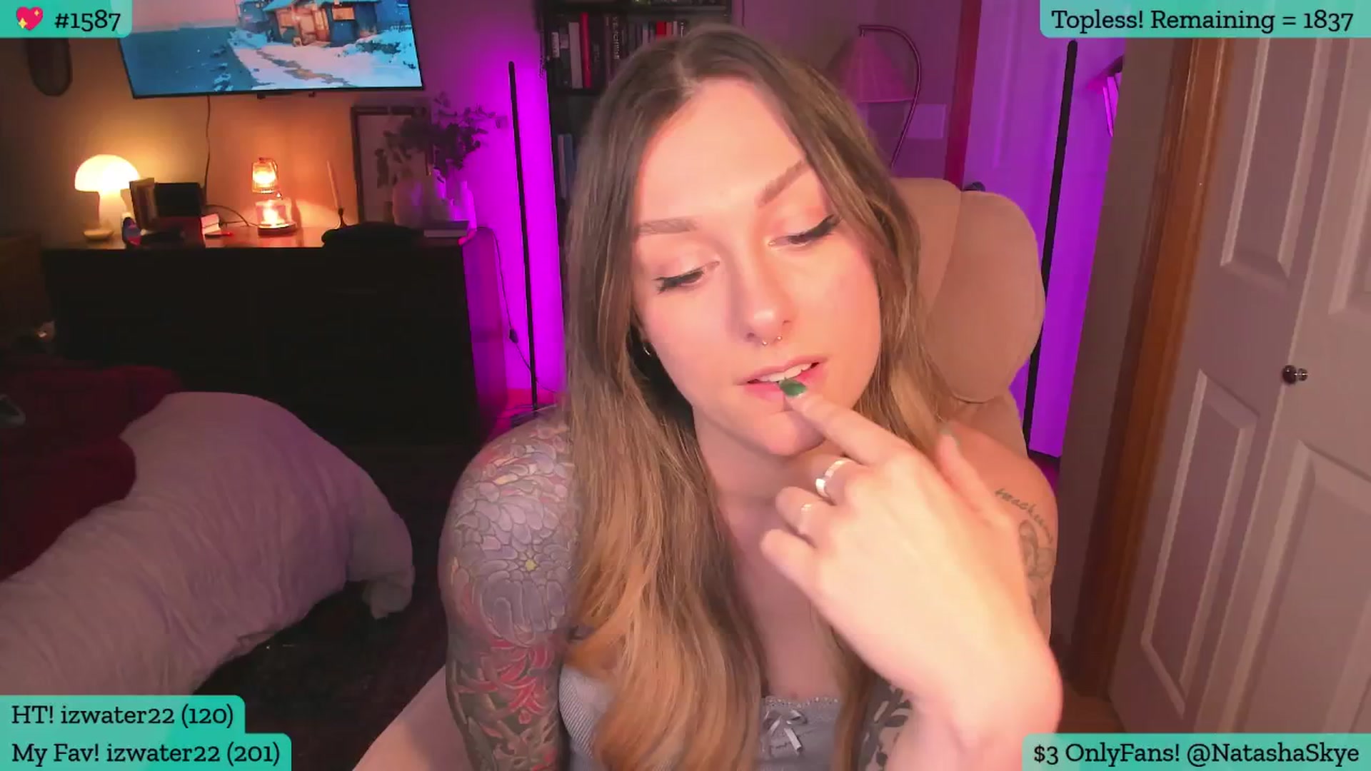 Gallery image thumbnail from Natashaskye's myfreecams stream on, 04/10/2026, 02:54 image 4 of 20