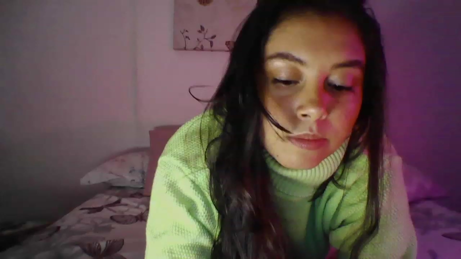 Gallery image thumbnail from Natha_Jones's myfreecams stream on, 03/28/2023, 24:30 image 6 of 20