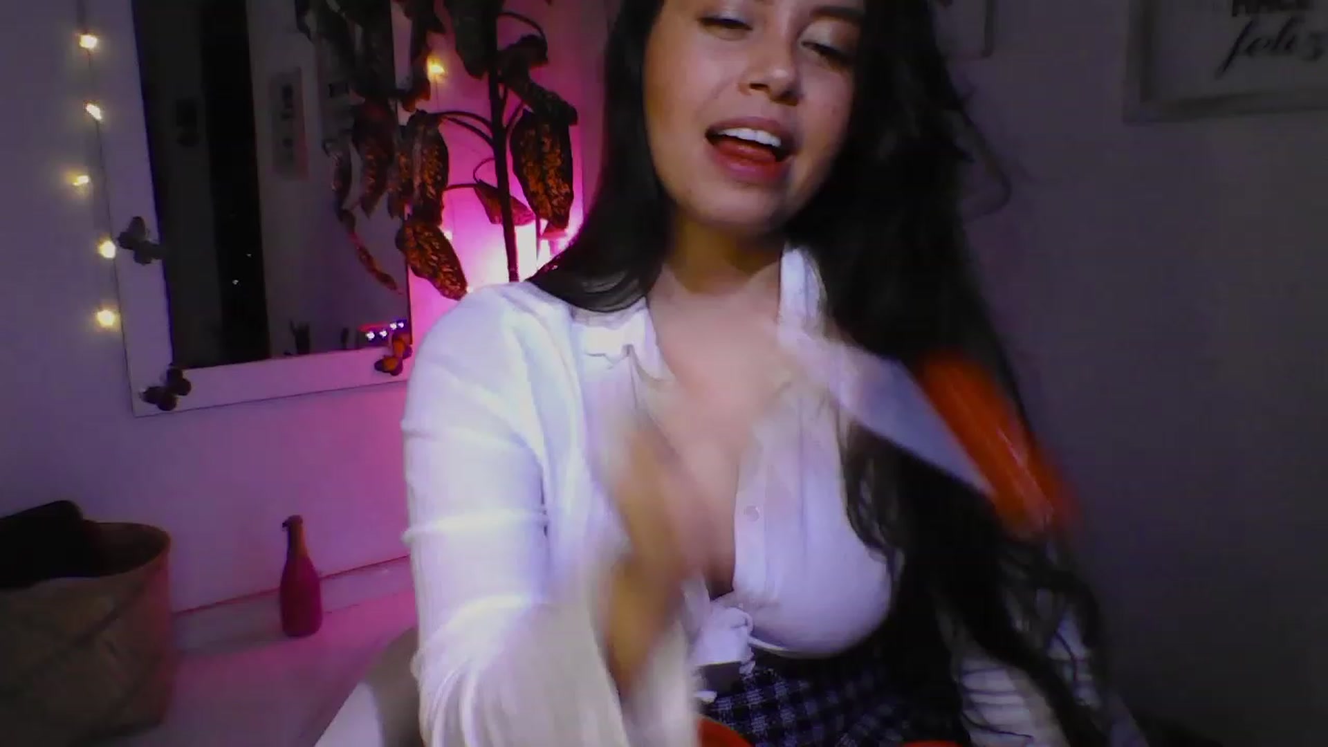 Gallery image thumbnail from Natha_Jones's myfreecams stream on, 03/31/2023, 02:20 image 11 of 20