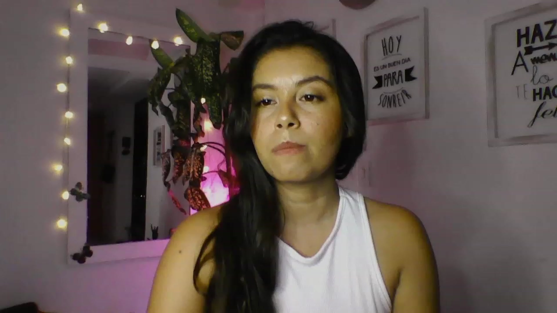 Gallery image thumbnail from Natha_Jones's myfreecams stream on, 04/01/2023, 24:24 image 14 of 20