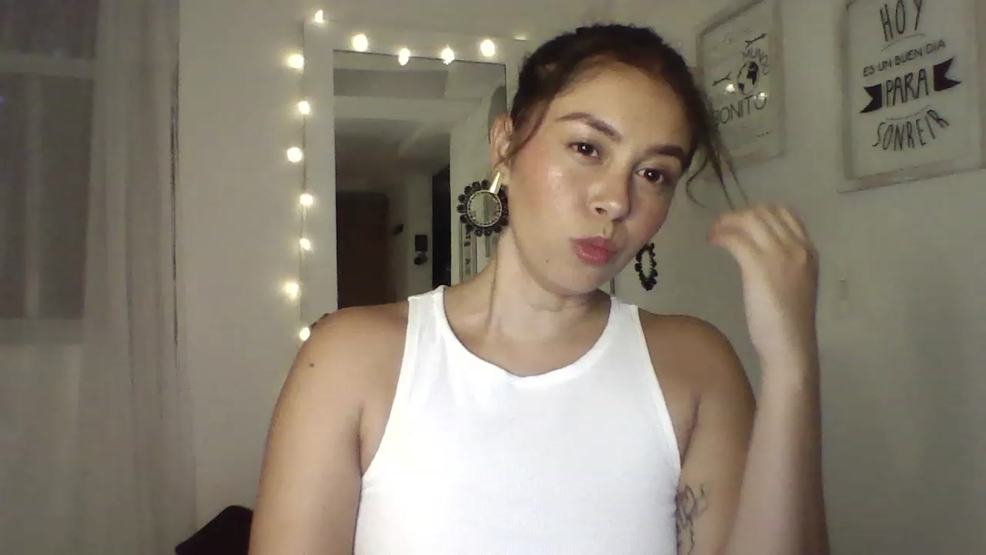 Gallery image thumbnail from Natha_Jones's myfreecams stream on, 05/07/2023, 24:31 image 2 of 20