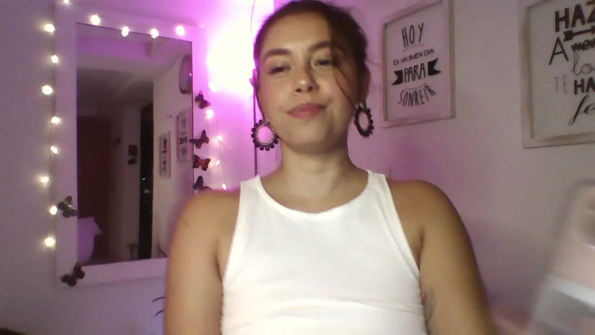 Gallery image thumbnail from Natha_Jones's myfreecams stream on, 05/07/2023, 24:31 image 18 of 20