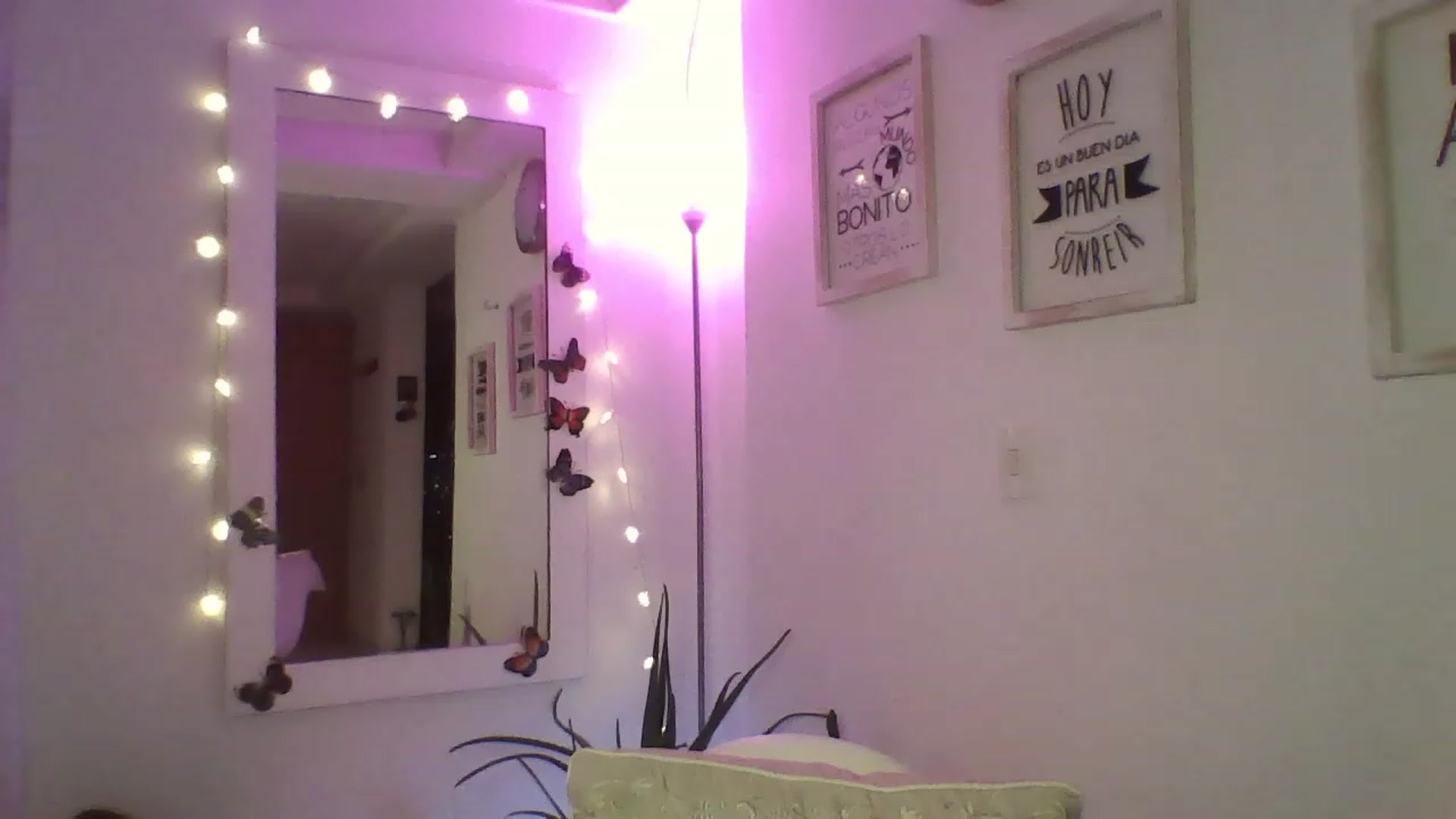 Gallery image thumbnail from Natha_Jones's myfreecams stream on, 05/07/2023, 24:31 image 10 of 20