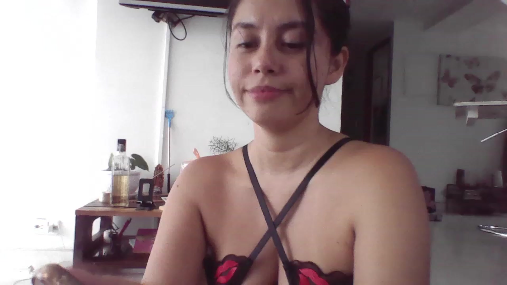 Gallery image thumbnail from Natha_Jones's myfreecams stream on, 05/21/2023, 11:38 image 20 of 20