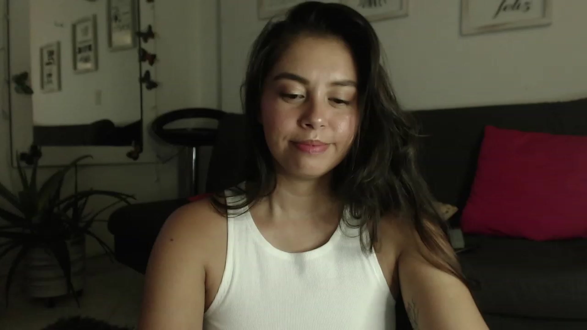 Gallery image thumbnail from Natha_Jones's myfreecams stream on, 08/03/2023, 24:12 image 3 of 20