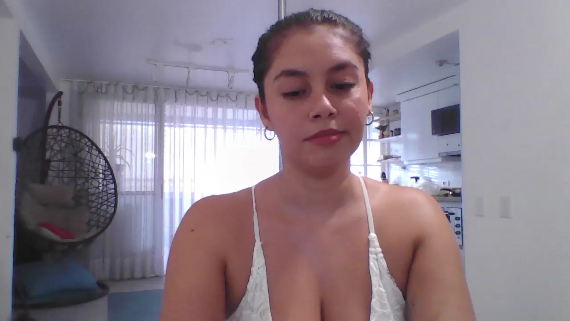 Gallery image thumbnail from Natha_Jones's myfreecams stream on, 08/30/2023, 24:02 image 1 of 20