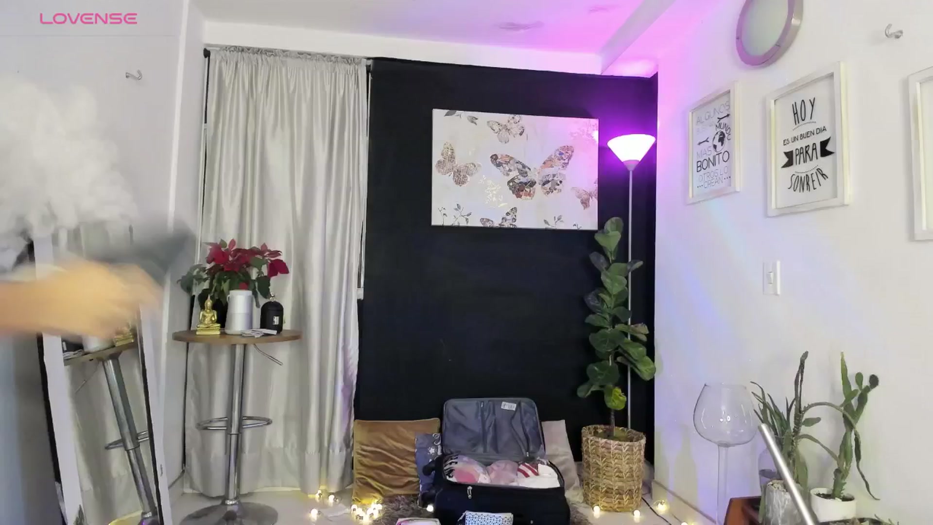 Gallery image thumbnail from Natha_Jones's myfreecams stream on, 04/25/2024, 07:13 image 17 of 20