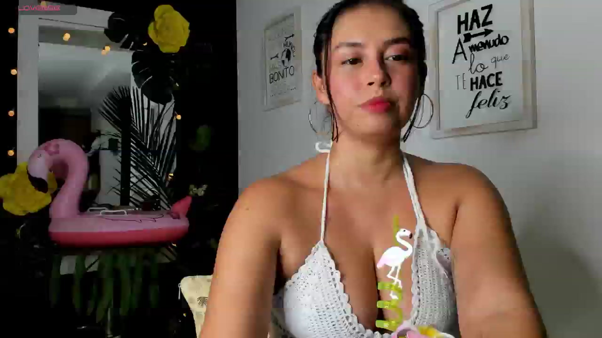 Gallery image thumbnail from Natha_Jones's myfreecams stream on, 06/22/2024, 24:00 image 16 of 20