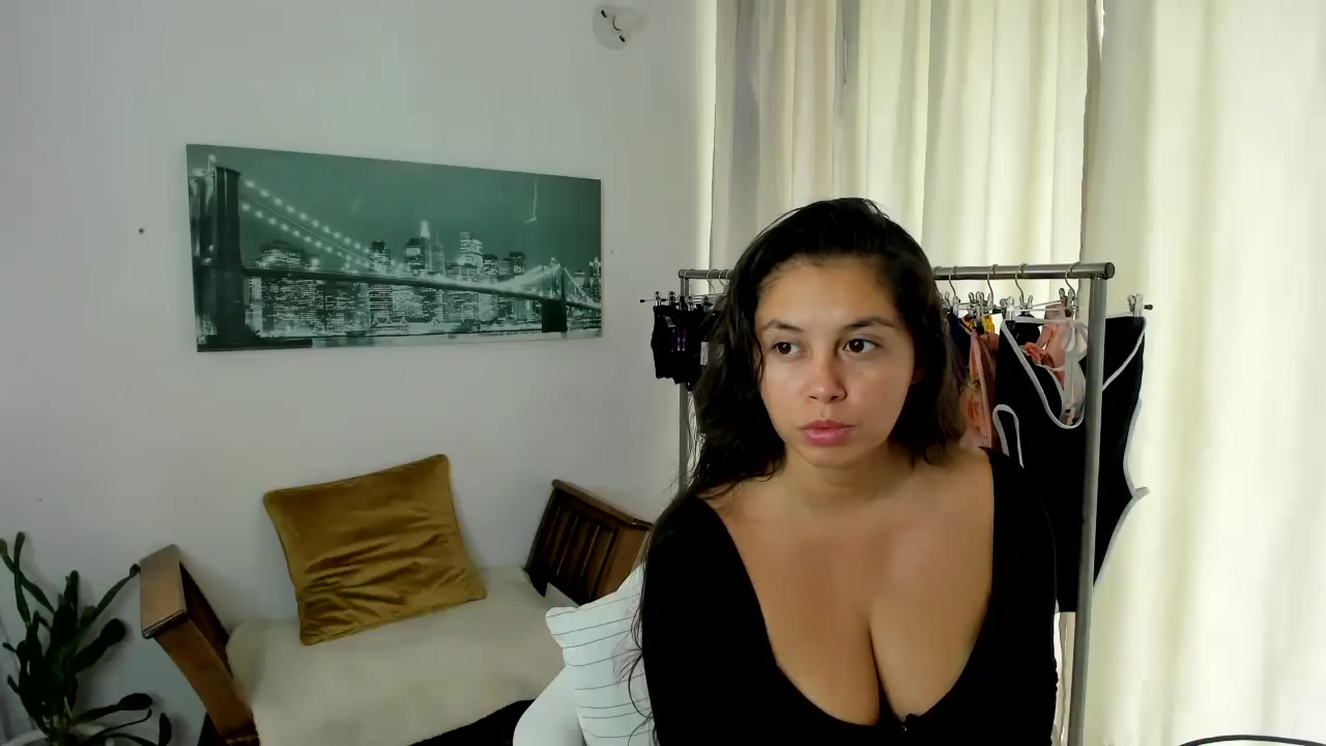 Gallery image thumbnail from Natha_Jones's myfreecams stream on, 07/09/2024, 20:06 image 2 of 20