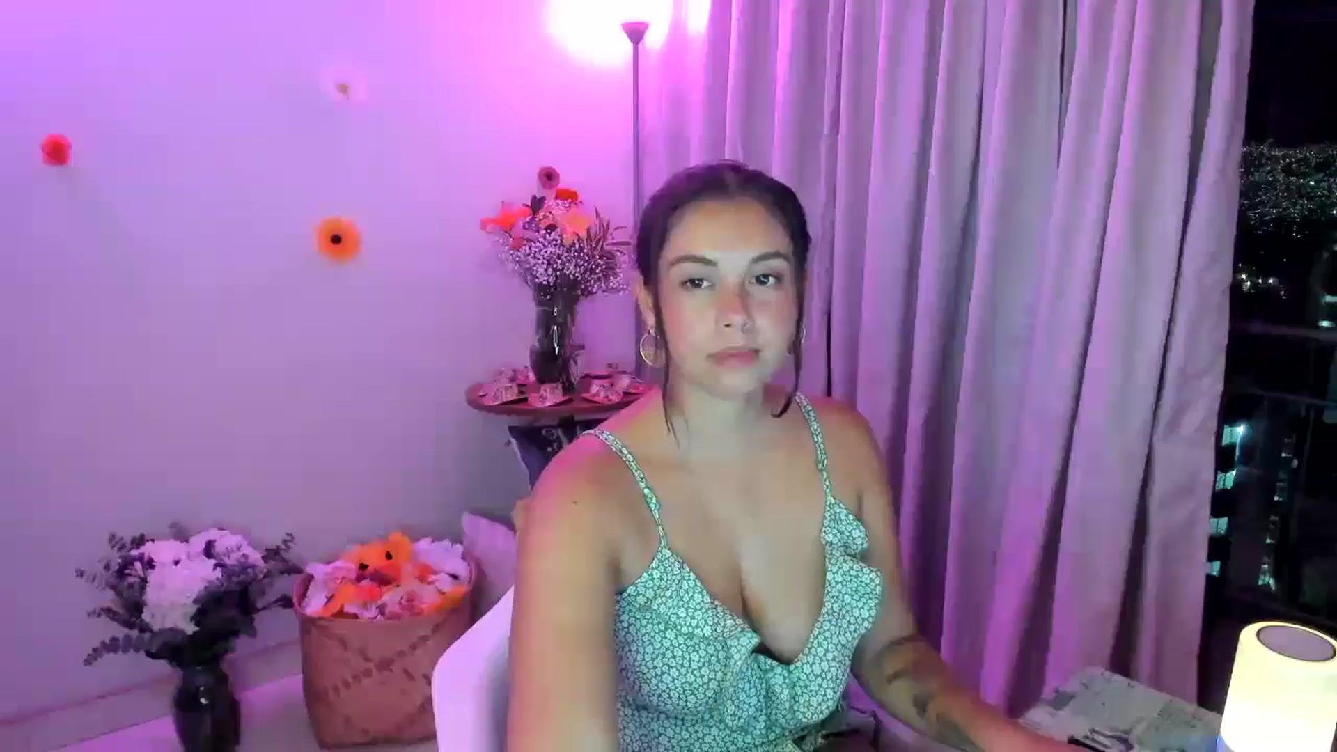 Gallery image thumbnail from Natha_Jones's myfreecams stream on, 08/04/2024, 01:55 image 17 of 20