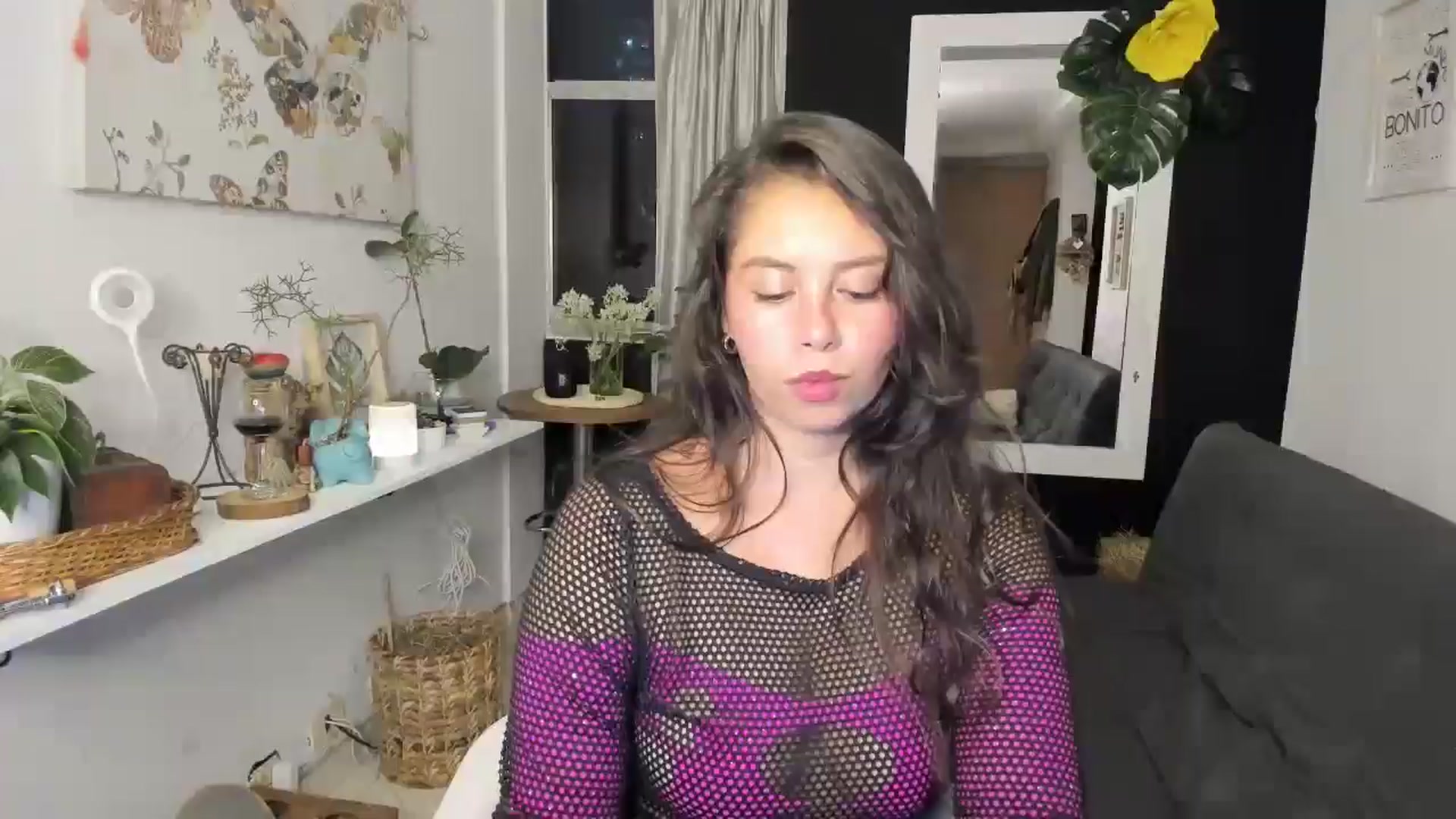 Gallery image thumbnail from Natha_Jones's myfreecams stream on, 03/30/2025, 01:42 image 14 of 20