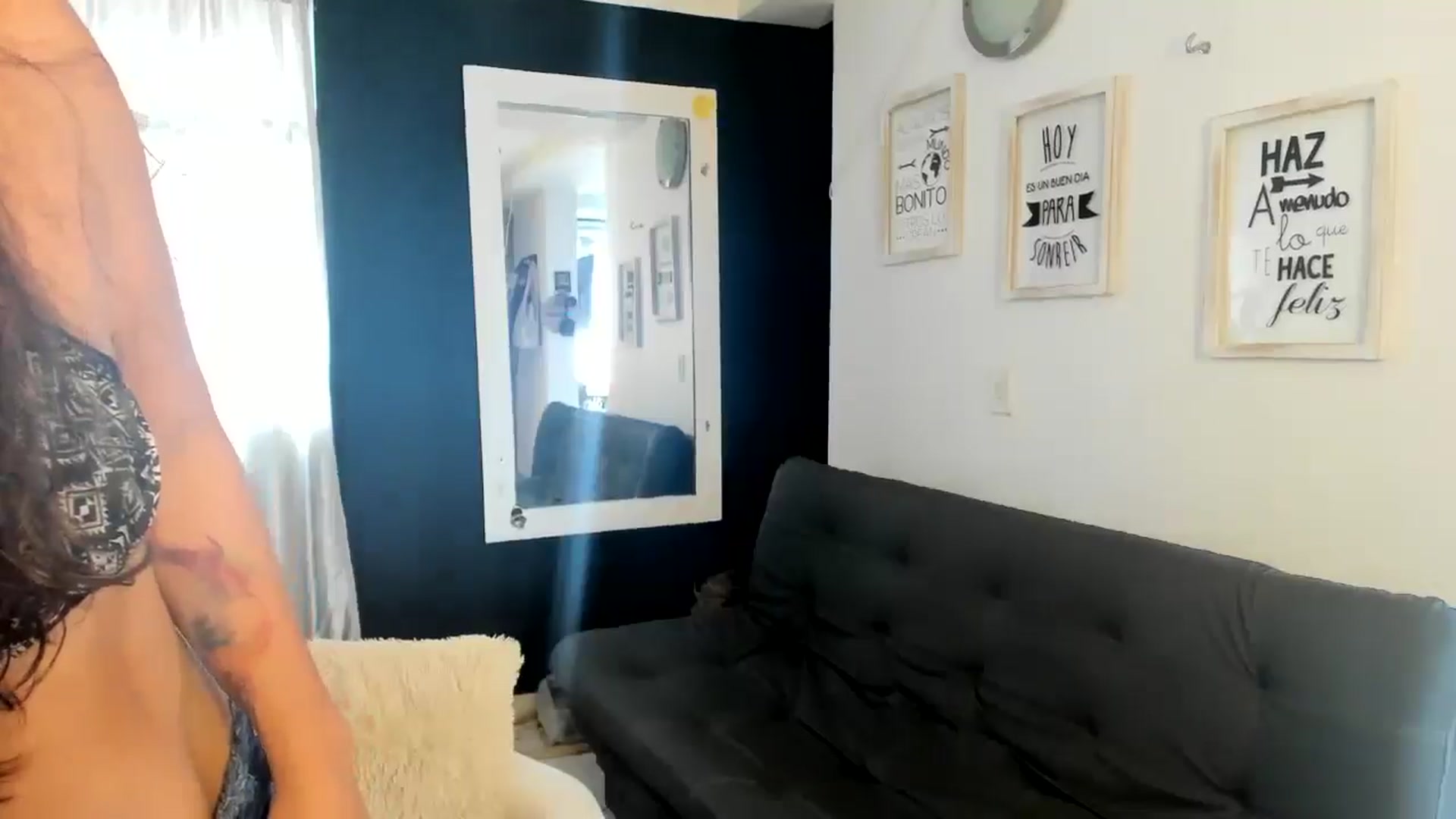 Gallery image thumbnail from Natha_Jones's myfreecams stream on, 08/06/2025, 19:41 image 8 of 20