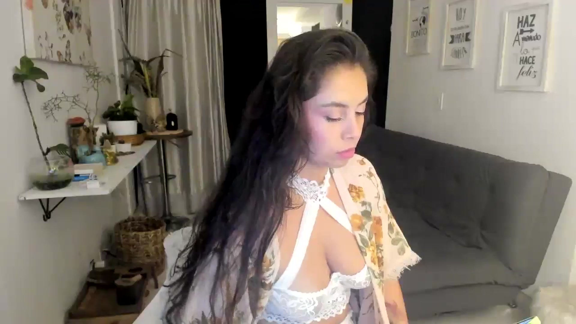 Gallery image thumbnail from Natha_Jones's myfreecams stream on, 08/10/2025, 24:30 image 7 of 20