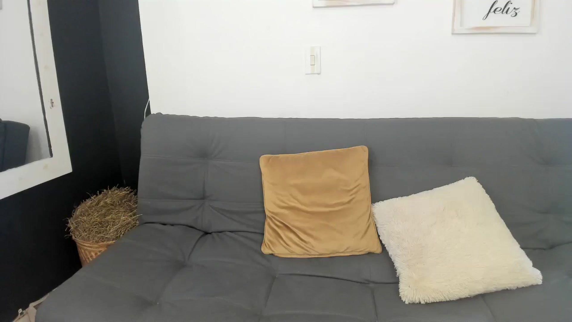 Gallery image thumbnail from Natha_Jones's myfreecams stream on, 08/12/2025, 20:39 image 2 of 20