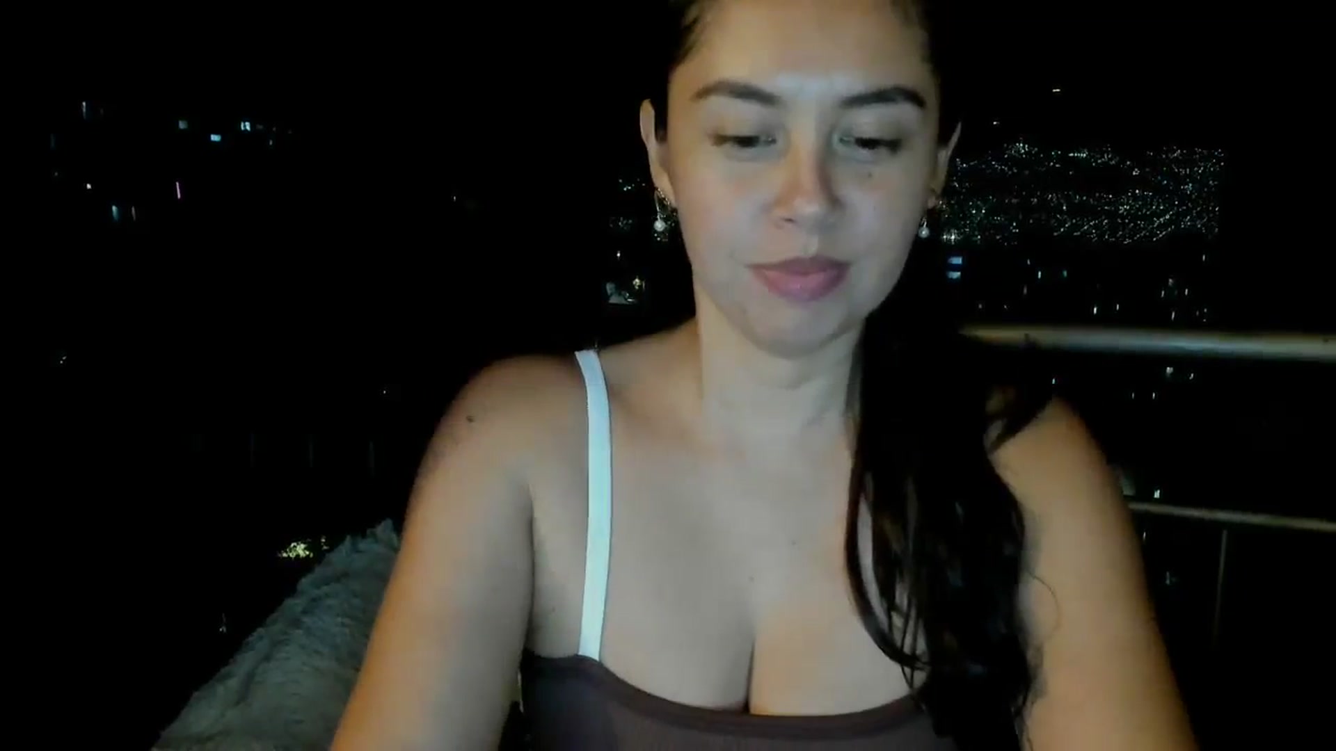 Gallery image thumbnail from Natha_Jones's myfreecams stream on, 04/09/2026, 04:11 image 8 of 20