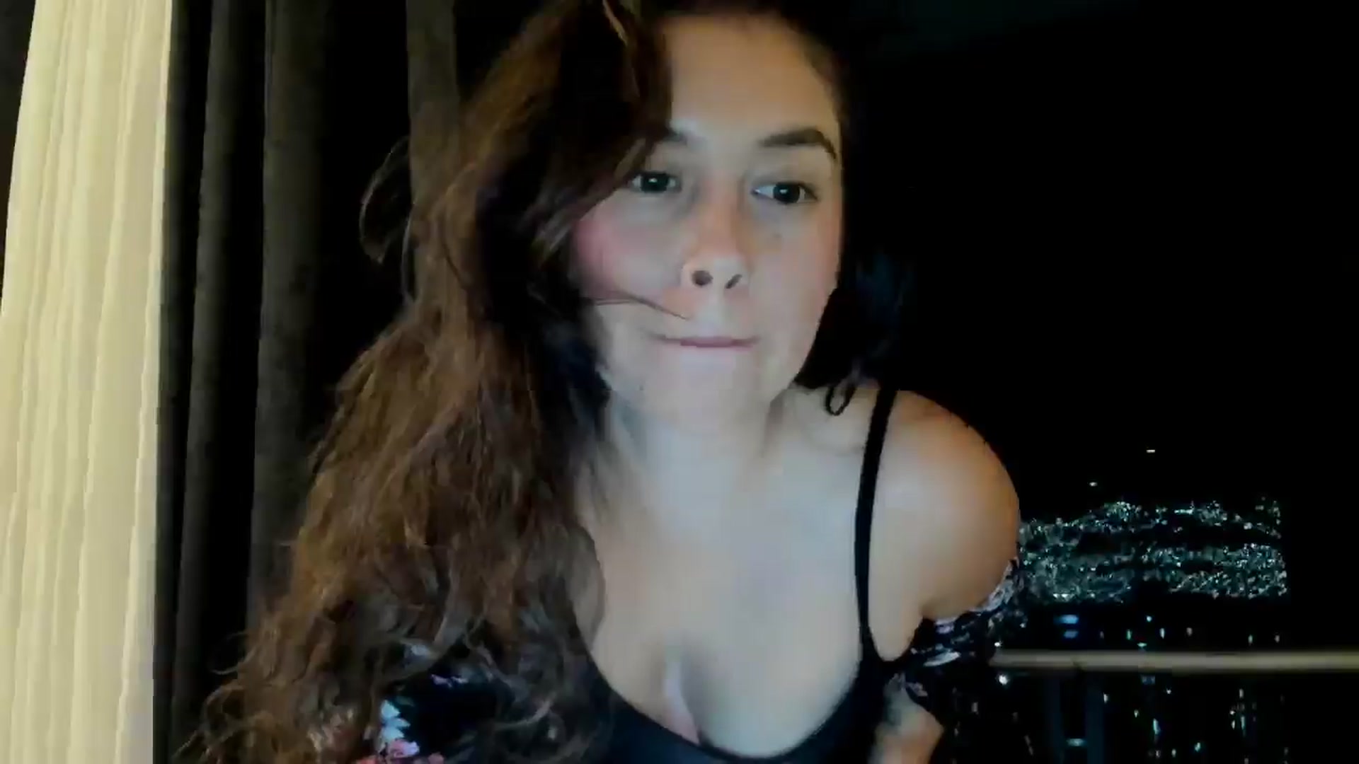 Gallery image thumbnail from Natha_Jones's myfreecams stream on, 04/10/2026, 01:33 image 17 of 20