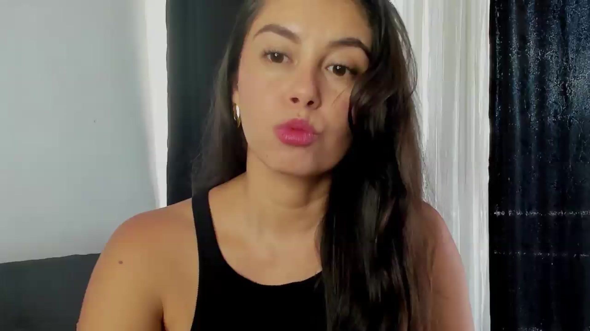 Gallery image thumbnail from Natha_Jones's myfreecams stream on, 06/21/2026, 15:50 image 1 of 20