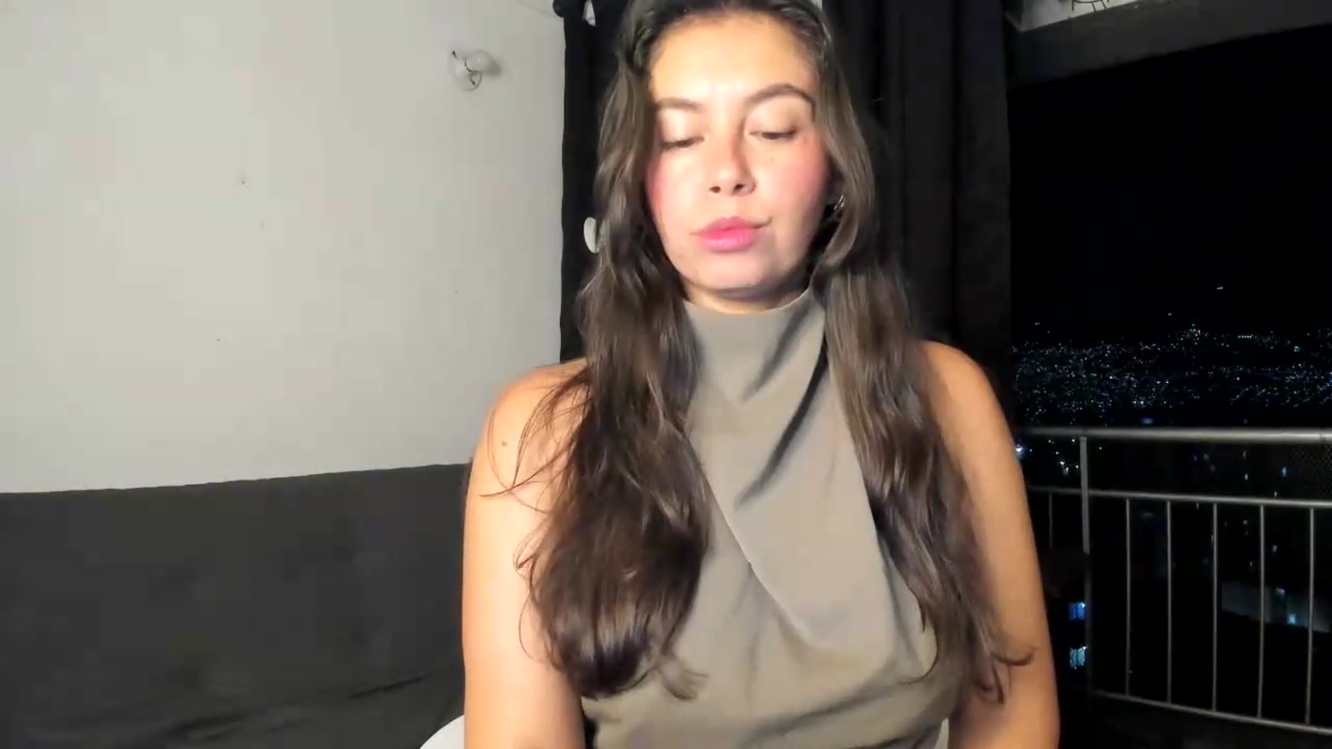 Gallery image thumbnail from Natha_Jones's myfreecams stream on, 07/11/2026, 02:47 image 9 of 20