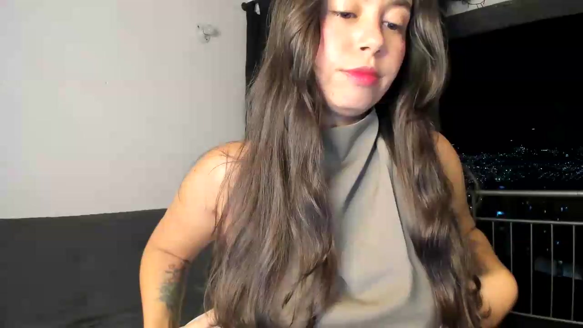 Gallery image thumbnail from Natha_Jones's myfreecams stream on, 07/11/2026, 02:47 image 13 of 20