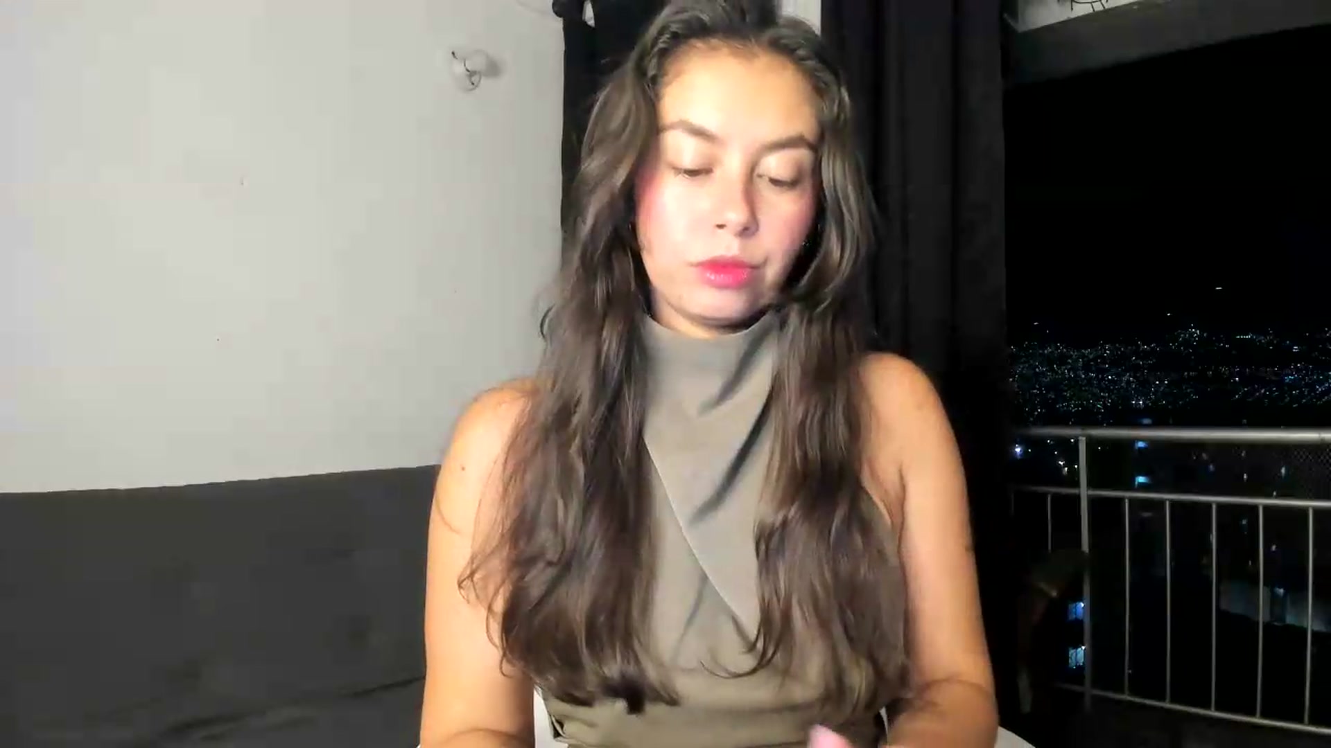 Gallery image thumbnail from Natha_Jones's myfreecams stream on, 07/11/2026, 02:47 image 11 of 20