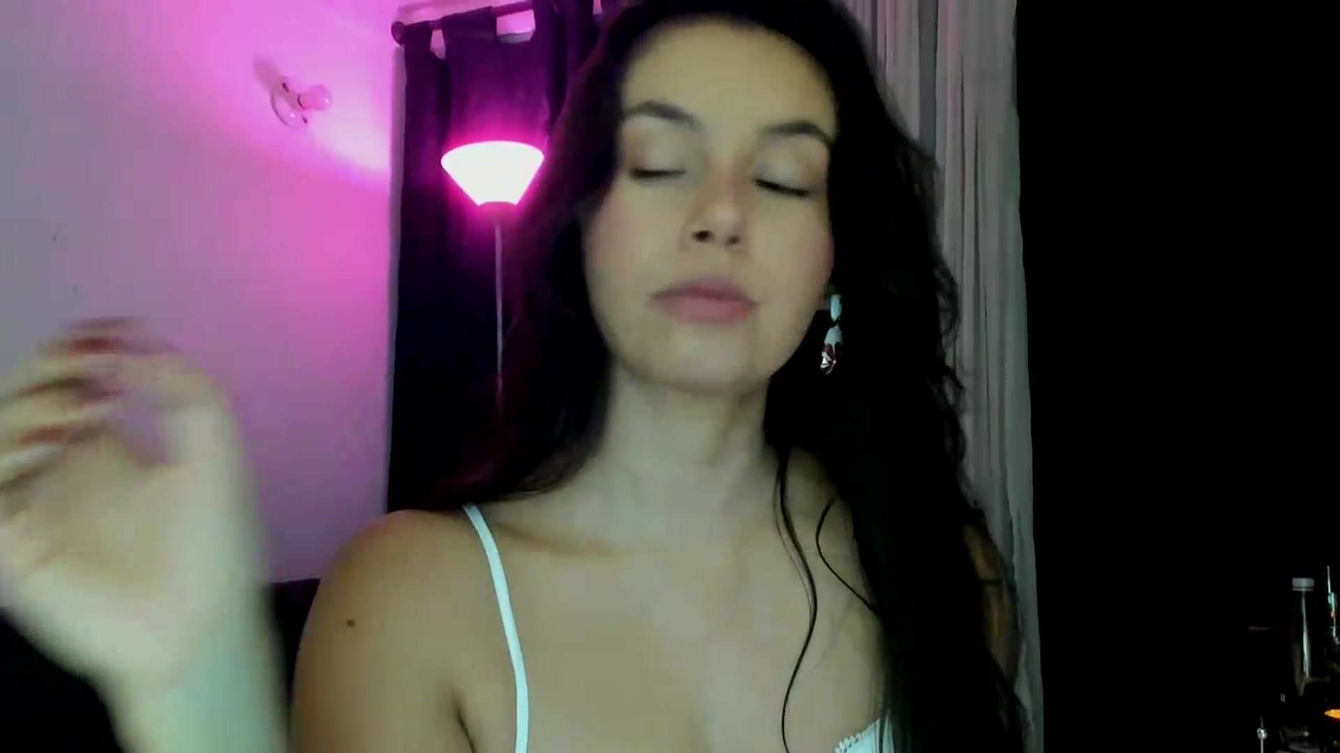 Gallery image thumbnail from Natha_Jones's myfreecams stream on, 07/24/2026, 06:34 image 4 of 20