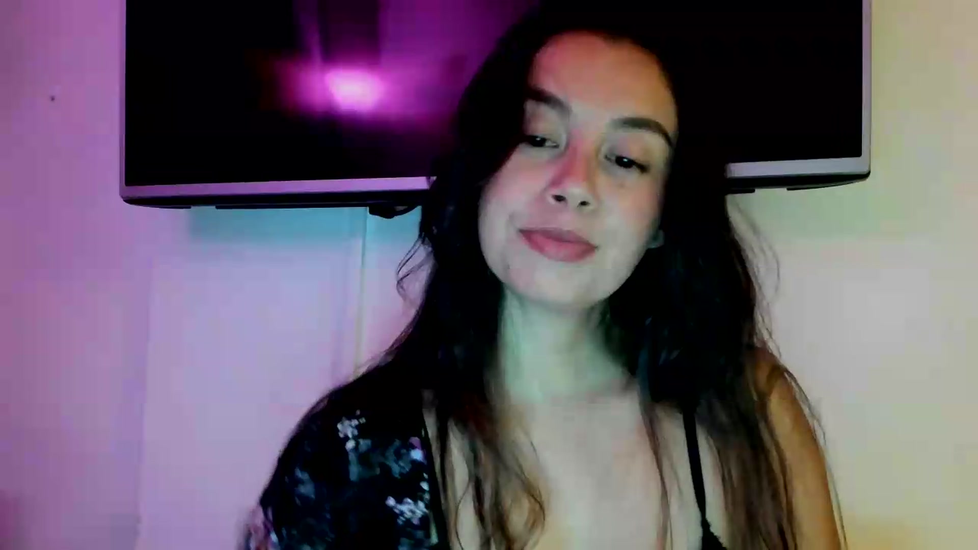 Gallery image thumbnail from Natha_Jones's myfreecams stream on, 08/03/2026, 07:08 image 18 of 20