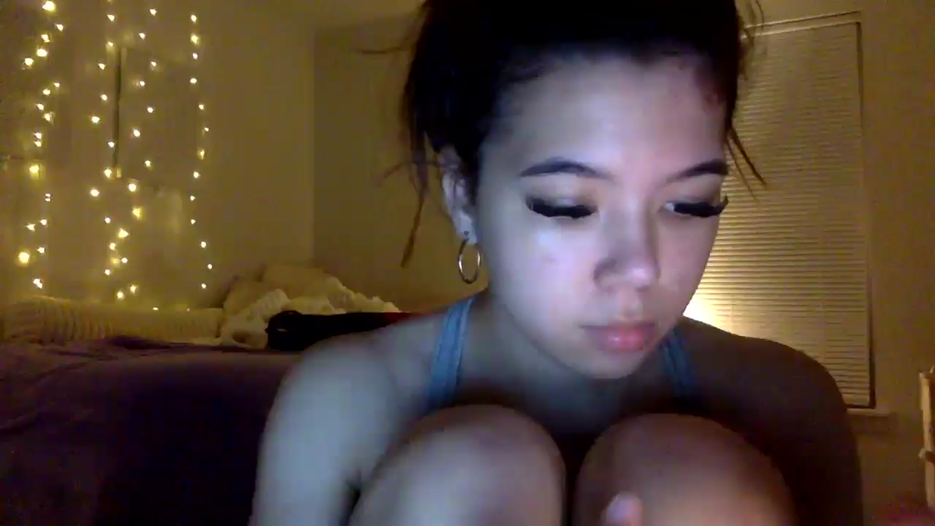 Gallery image thumbnail from Natpeach's myfreecams stream on, 12/07/2025, 09:33 image 1 of 20