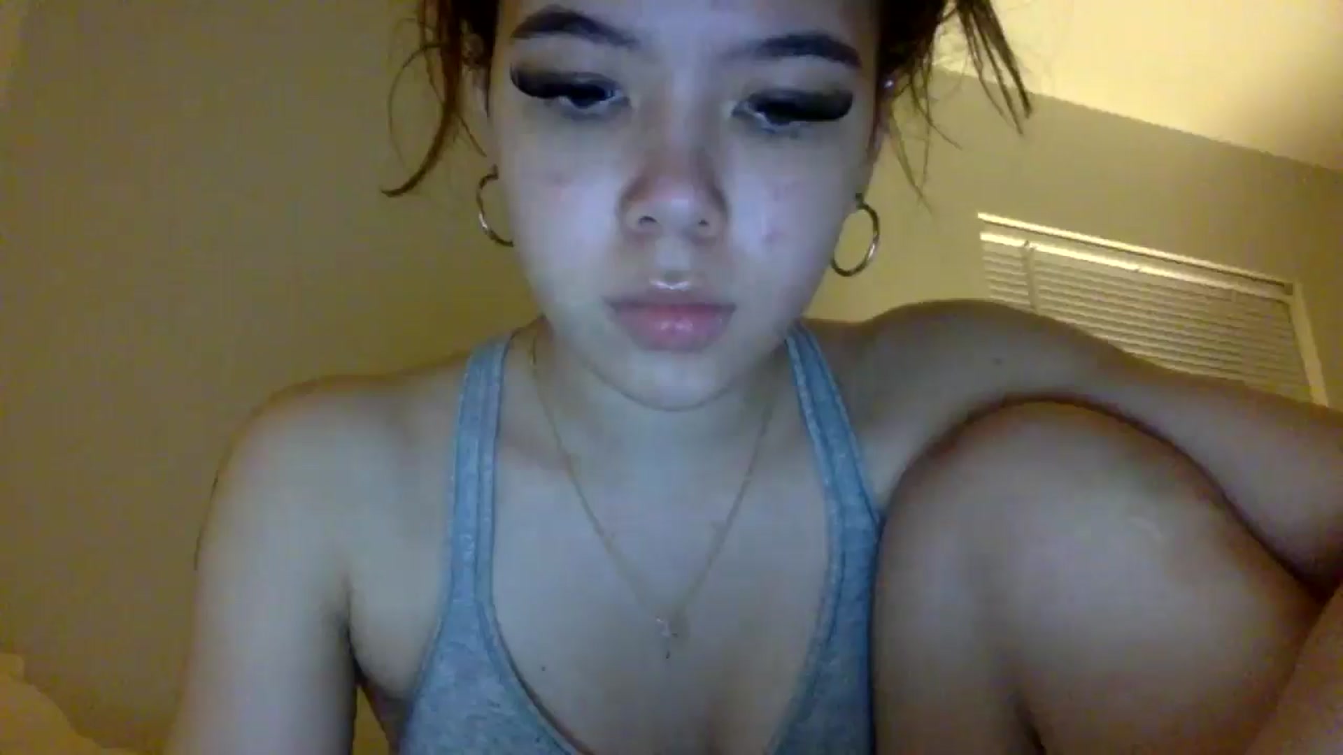 Gallery image thumbnail from Natpeach's myfreecams stream on, 12/07/2025, 09:33 image 9 of 20
