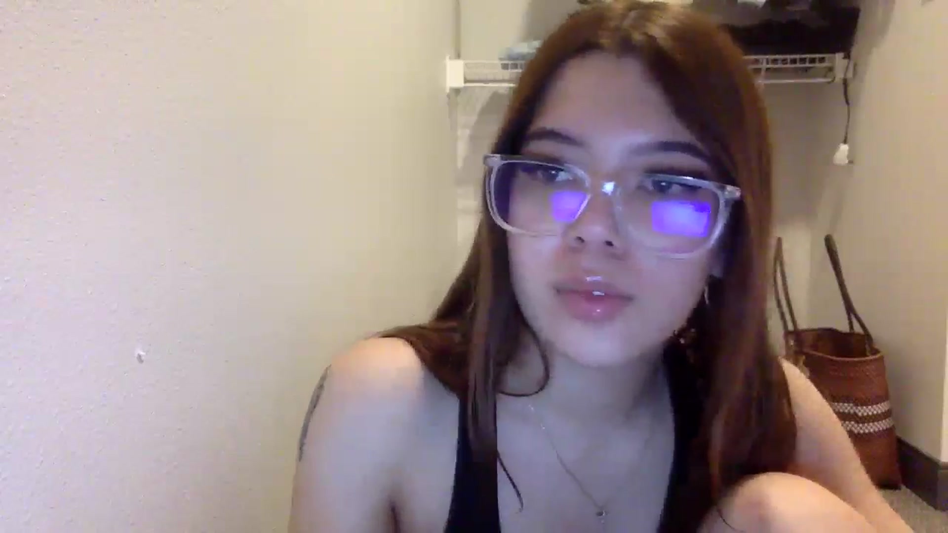 Gallery image thumbnail from Natpeach's myfreecams stream on, 12/08/2025, 04:27 image 6 of 20