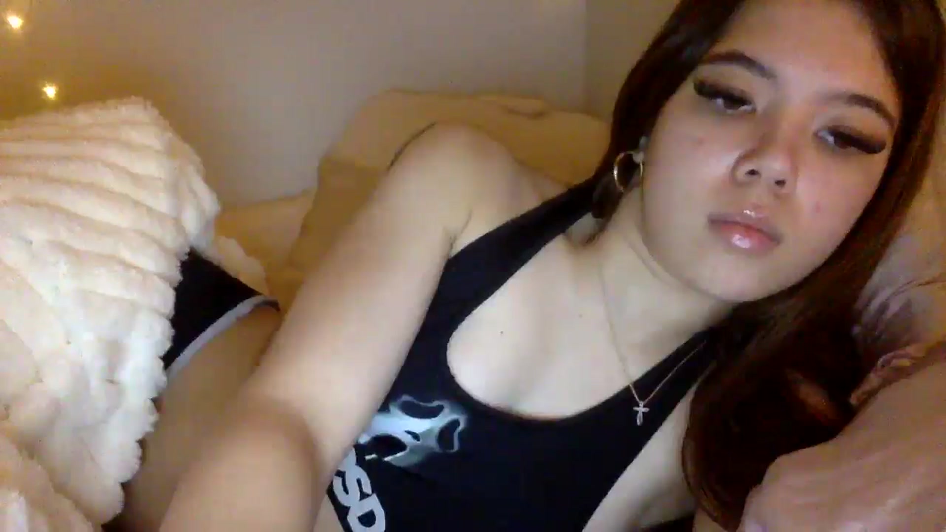 Gallery image thumbnail from Natpeach's myfreecams stream on, 12/08/2025, 04:27 image 12 of 20