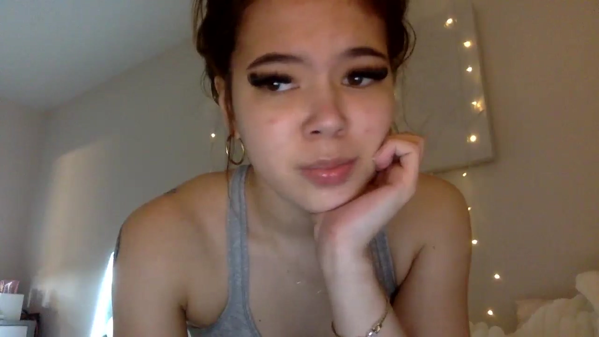 Gallery image thumbnail from Natpeach's myfreecams stream on, 12/09/2025, 06:51 image 9 of 20