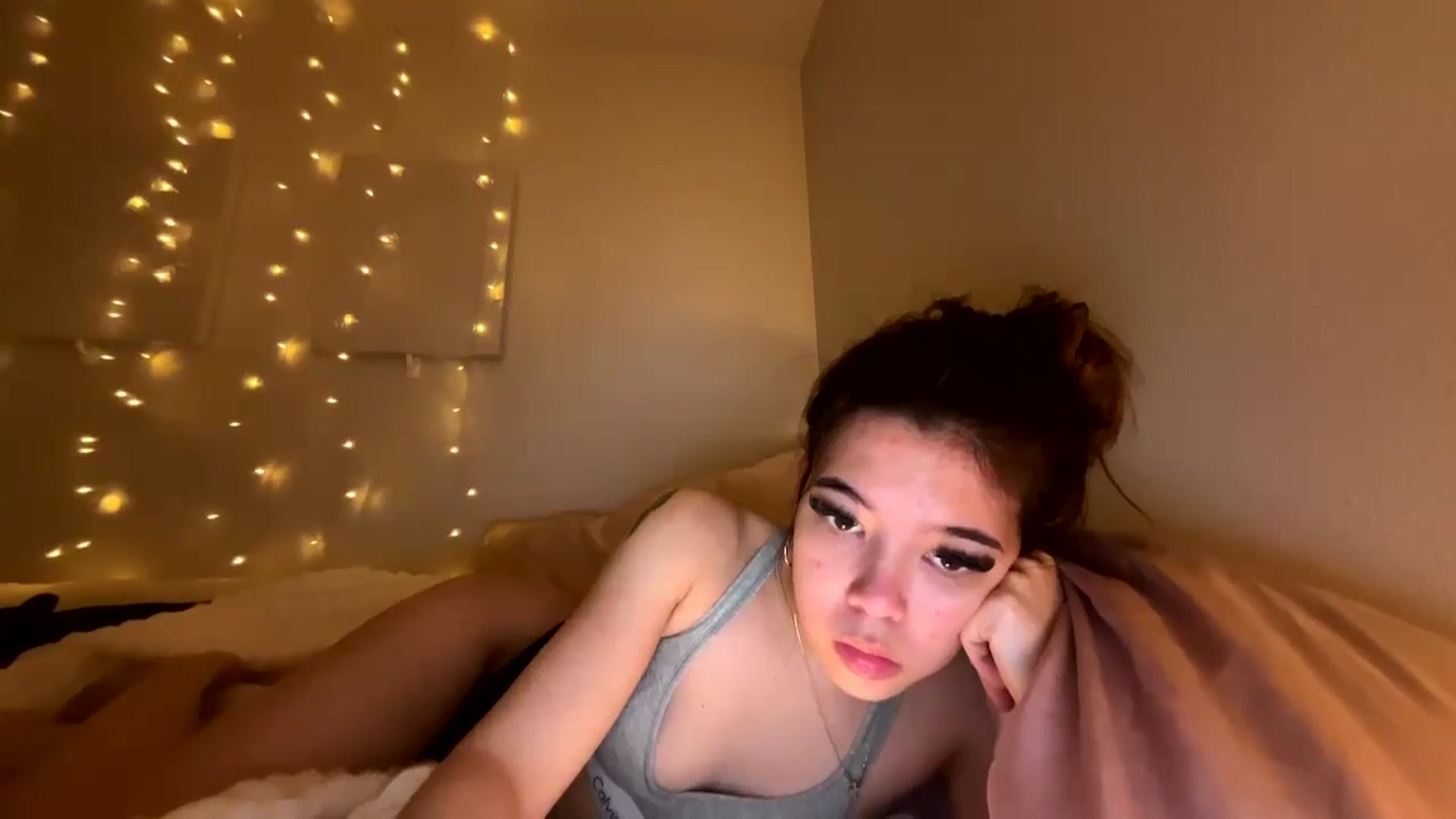 Gallery image thumbnail from Natpeach's myfreecams stream on, 12/09/2025, 07:34 image 5 of 20