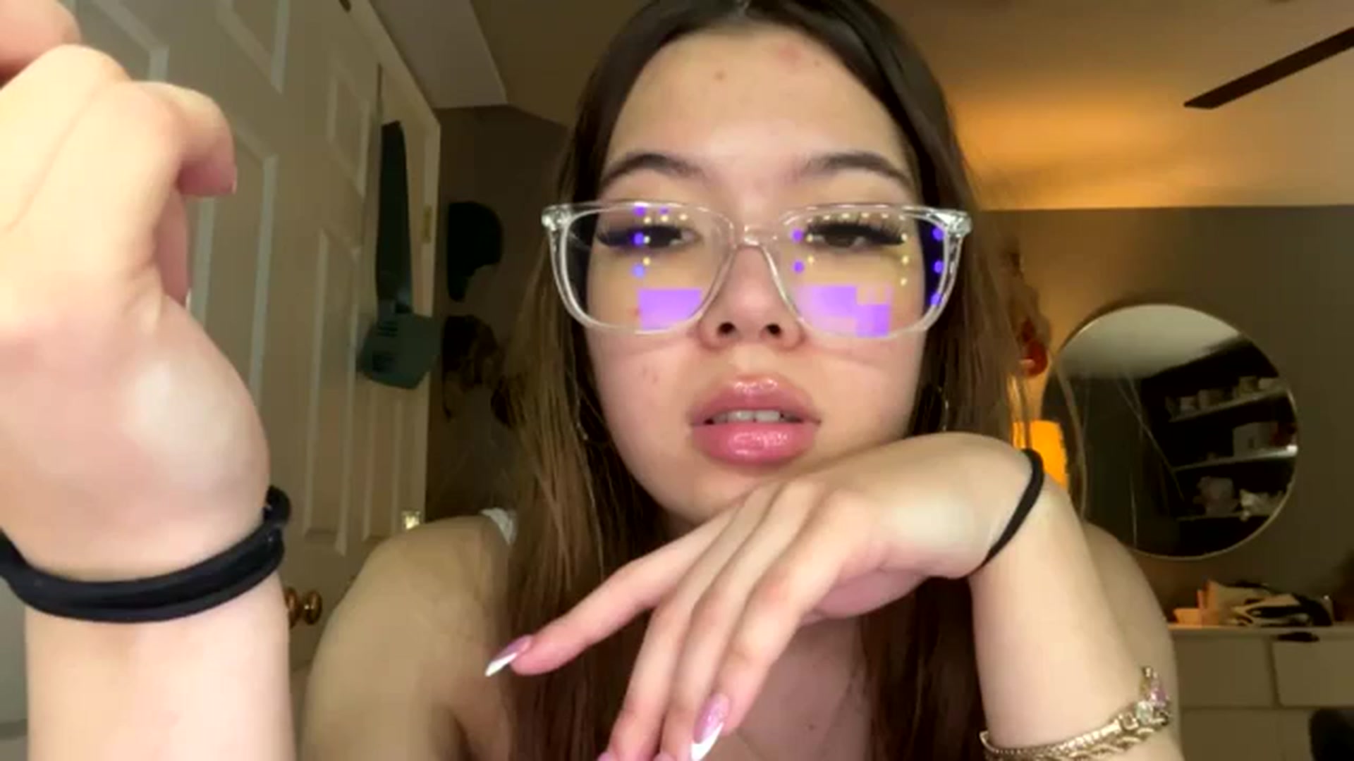 Gallery image thumbnail from Natpeach's myfreecams stream on, 12/17/2025, 07:32 image 13 of 20