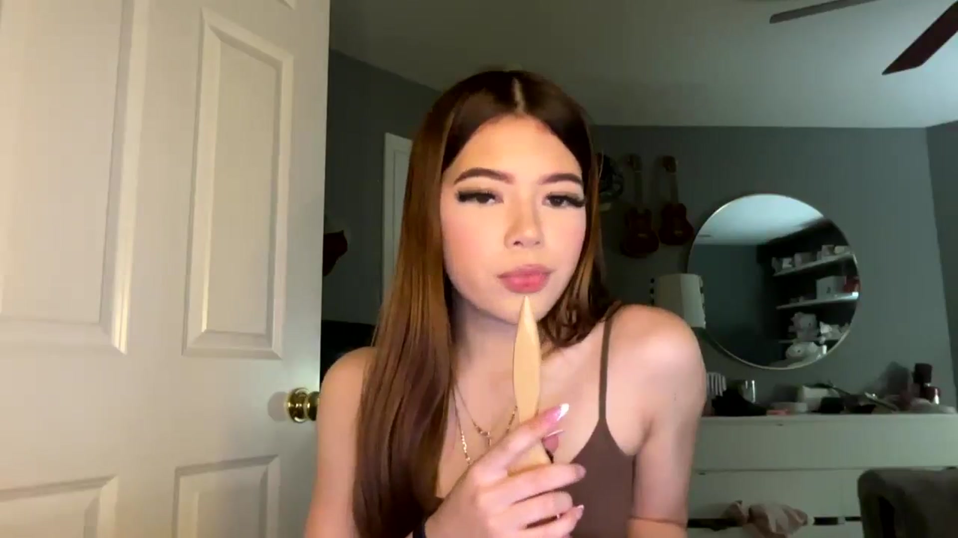 Gallery image thumbnail from Natpeach's myfreecams stream on, 12/18/2025, 09:20 image 5 of 20