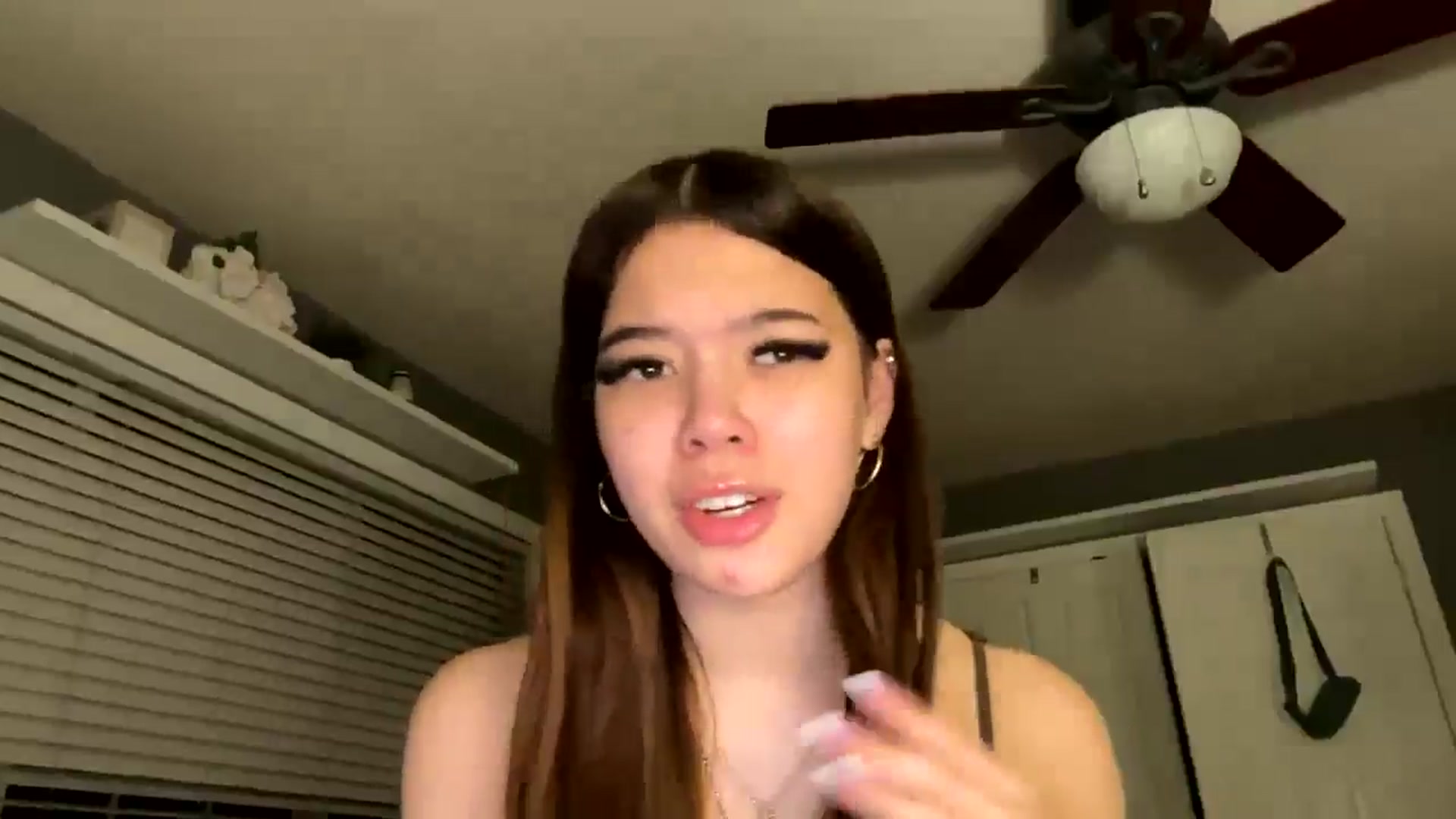 Gallery image thumbnail from Natpeach's myfreecams stream on, 12/18/2025, 09:41 image 17 of 20