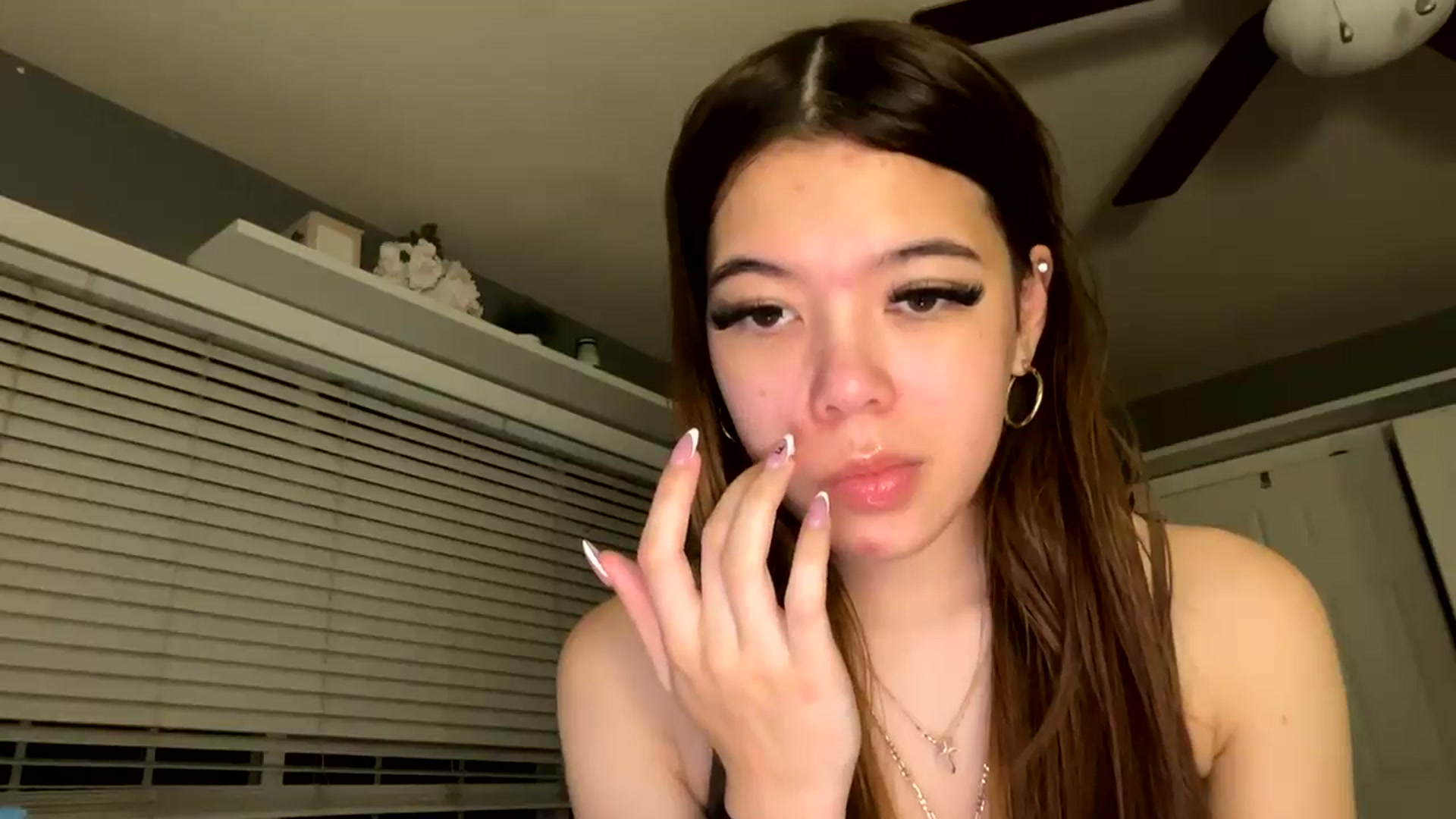 Gallery image thumbnail from Natpeach's myfreecams stream on, 12/18/2025, 09:41 image 15 of 20