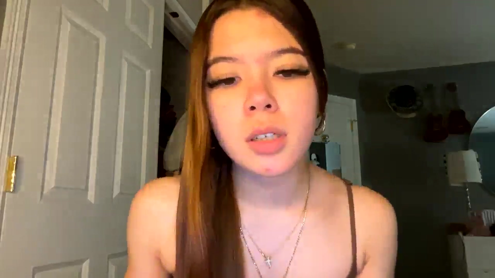 Gallery image thumbnail from Natpeach's myfreecams stream on, 12/18/2025, 09:41 image 11 of 20