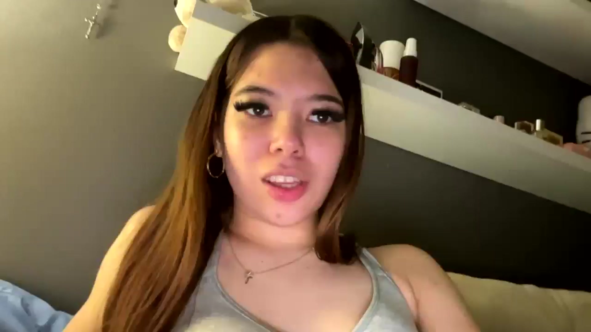 Gallery image thumbnail from Natpeach's myfreecams stream on, 12/22/2025, 06:47 image 1 of 20