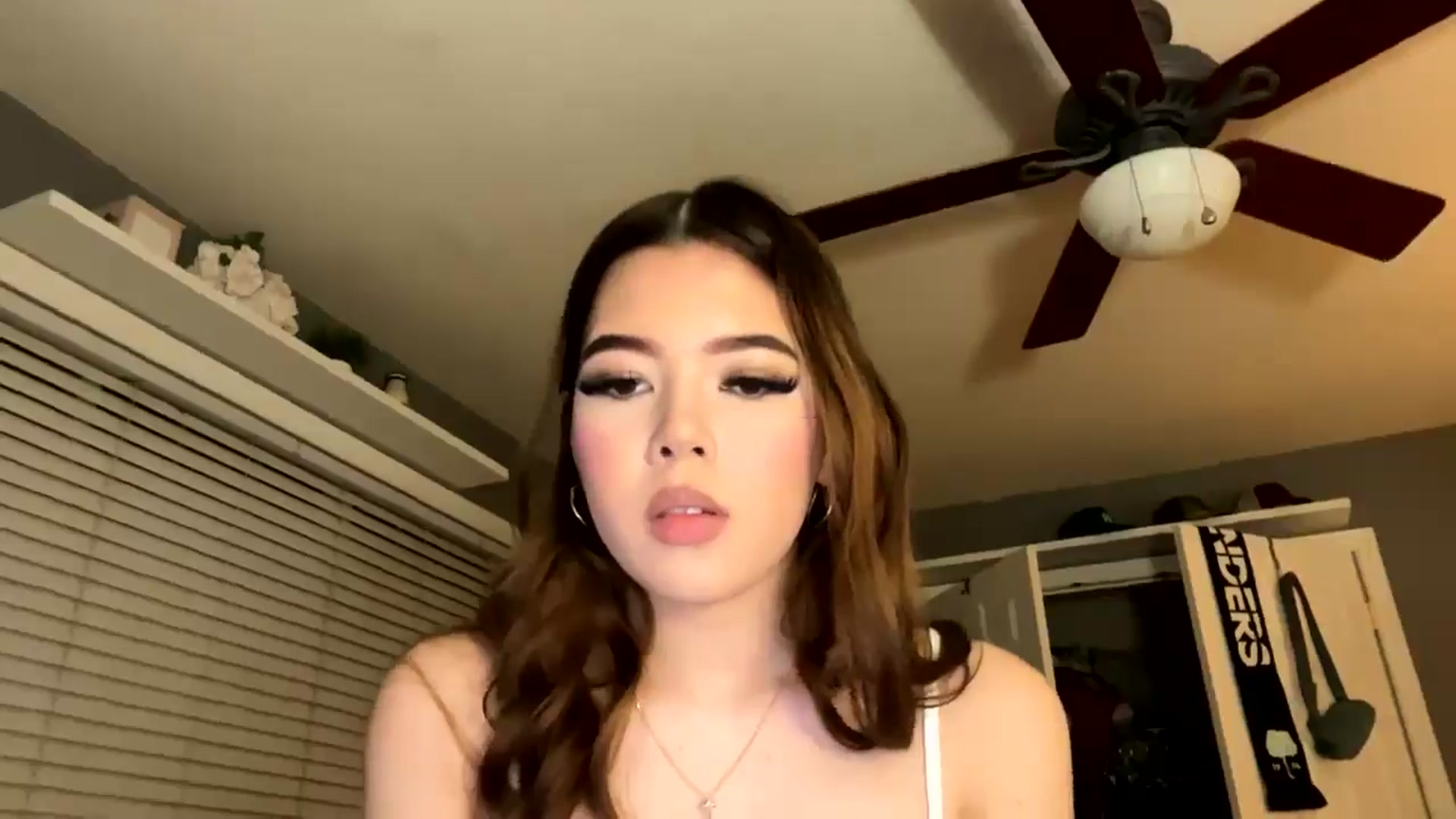 Gallery image thumbnail from Natpeach's myfreecams stream on, 12/26/2025, 10:33 image 13 of 20
