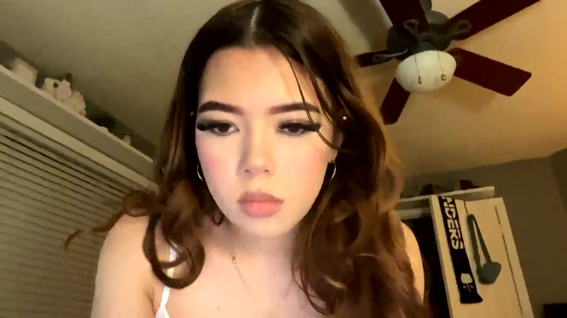 Gallery image thumbnail from Natpeach's myfreecams stream on, 12/26/2025, 10:33 image 15 of 20