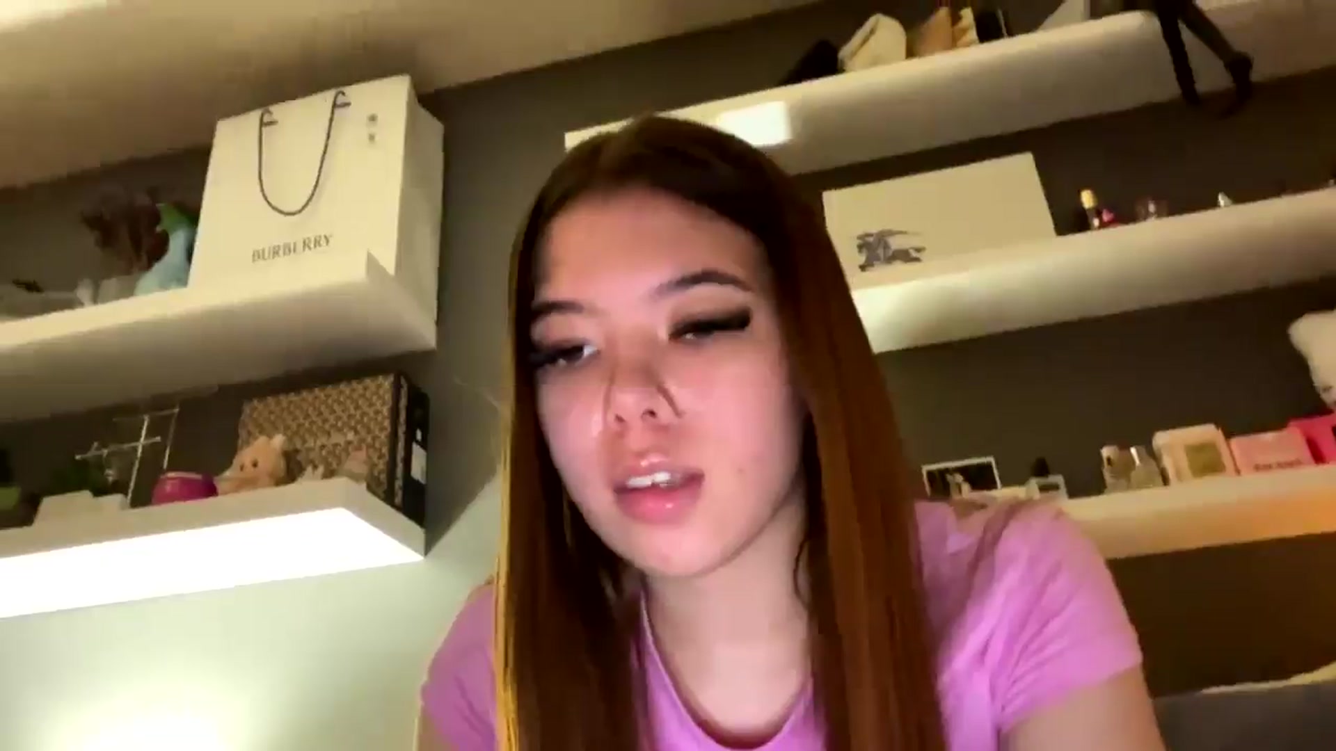 Gallery image thumbnail from Natpeach's myfreecams stream on, 12/30/2025, 10:28 image 16 of 20