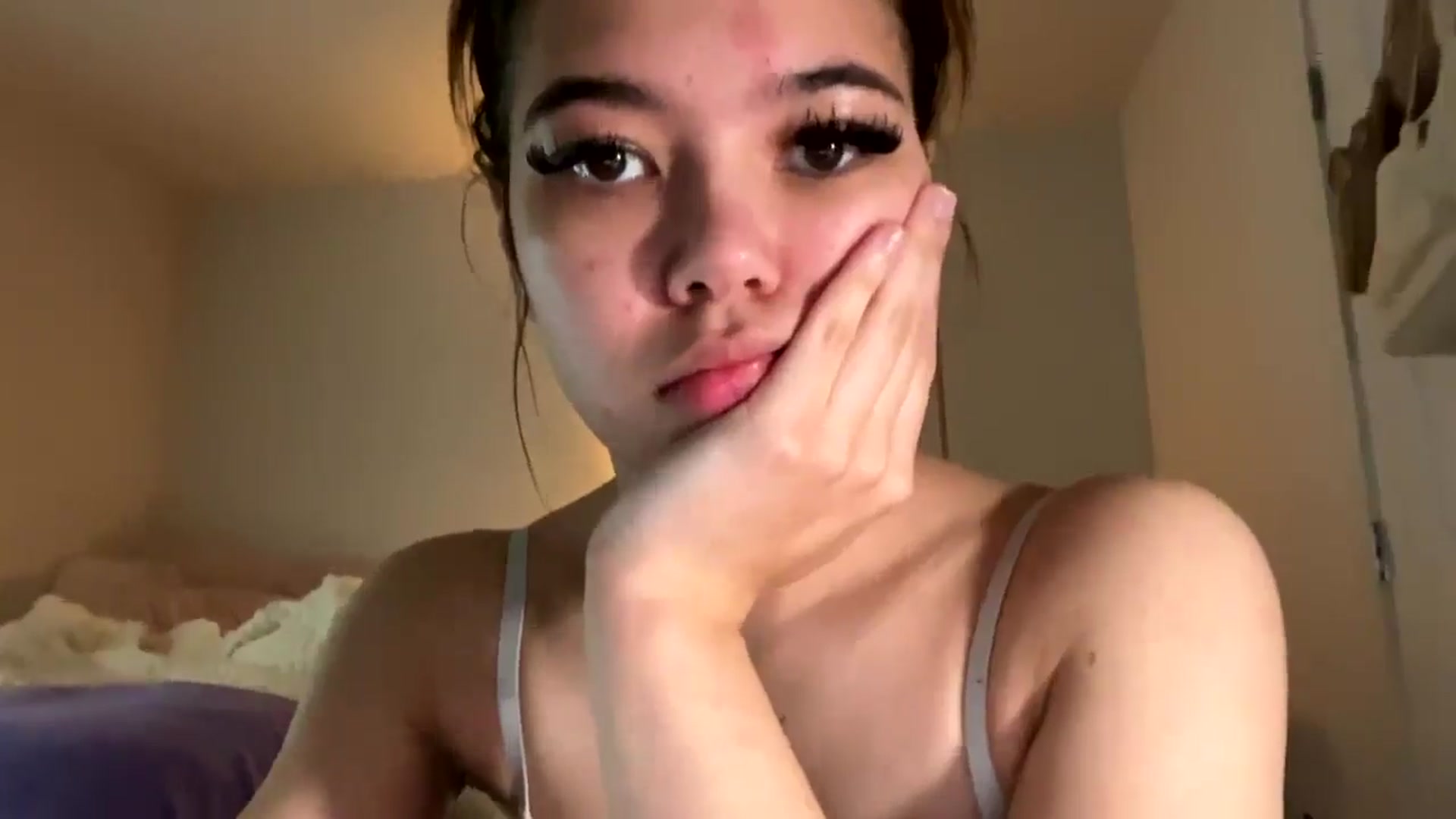 Gallery image thumbnail from Natpeach's myfreecams stream on, 01/07/2026, 05:24 image 17 of 20