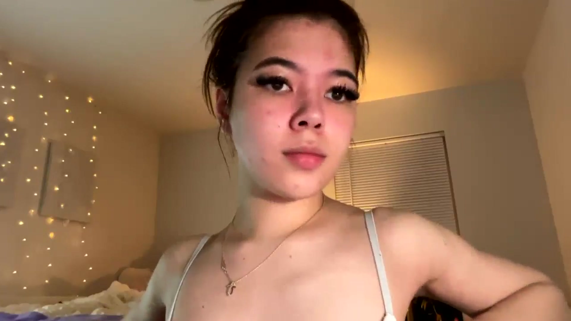 Gallery image thumbnail from Natpeach's myfreecams stream on, 01/07/2026, 05:24 image 15 of 20