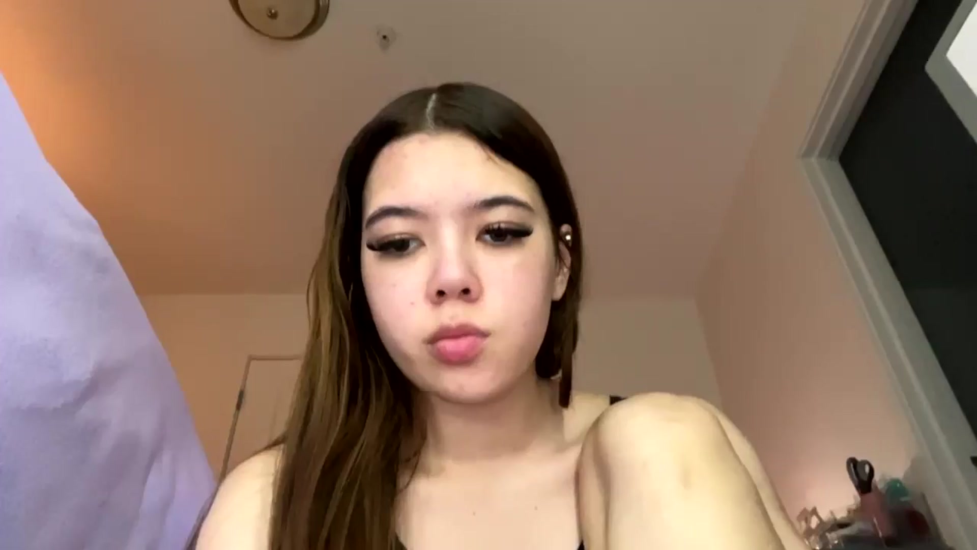 Gallery image thumbnail from Natpeach's myfreecams stream on, 01/07/2026, 06:43 image 6 of 20